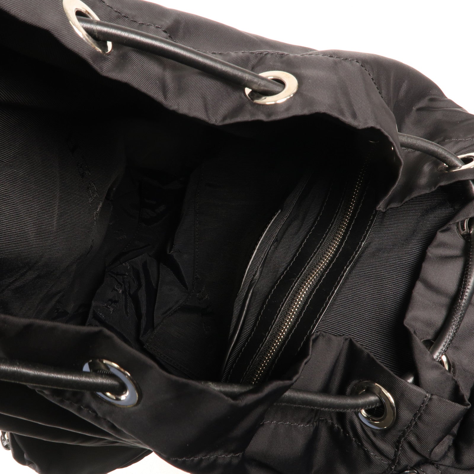 BURBERRY 尼龍Backpack銀扣背包