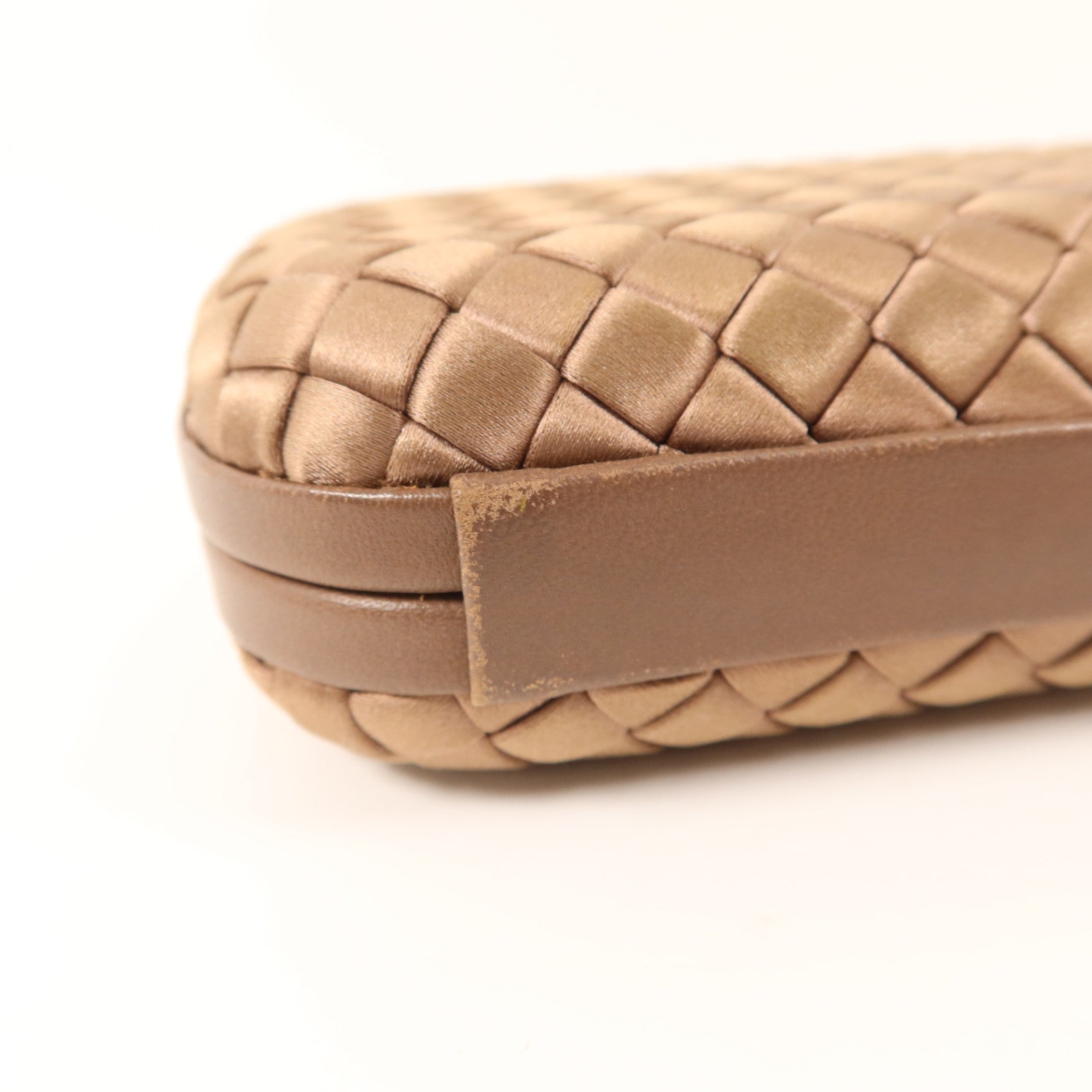 BOTTEGA VENETA Satin Clutch Bag金扣手拿包