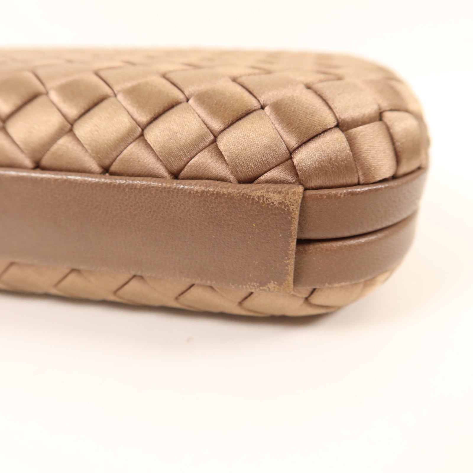 BOTTEGA VENETA Satin Clutch Bag金扣手拿包