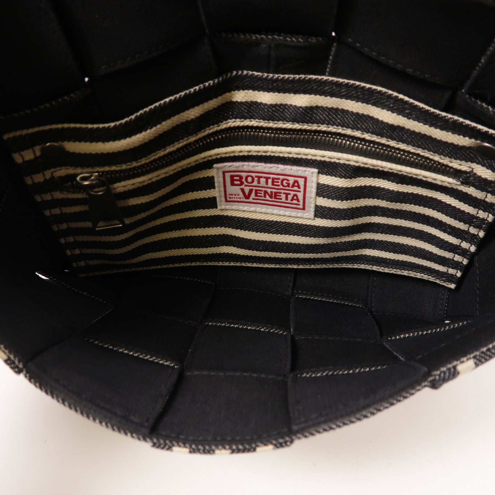 BOTTEGA VENETA 牛仔布Cassette With Hickory Striped銀扣肩背袋