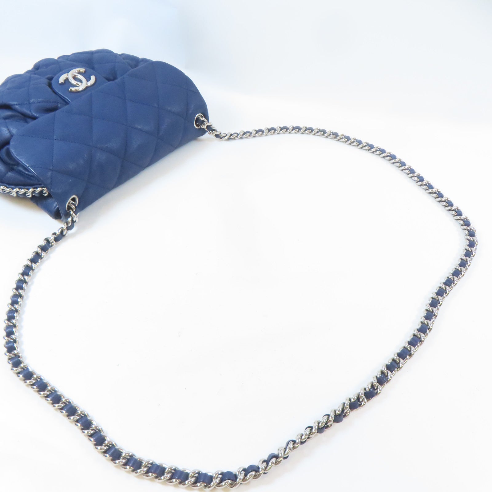 CHANEL 菱格牛皮皮革Chain Shoulder銀扣鏈帶肩背袋藍色