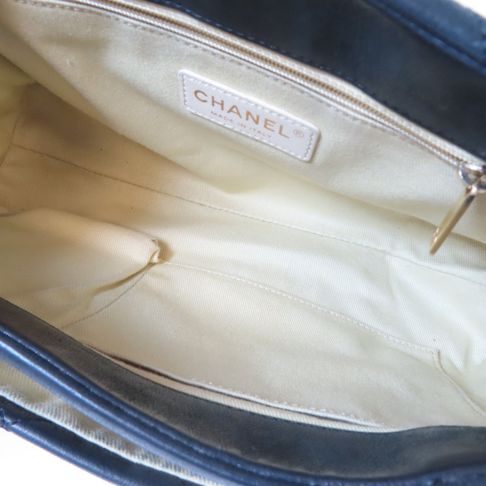 CHANEL 菱格牛皮皮革Chain Shoulder Bag金扣鏈帶肩背袋黑色