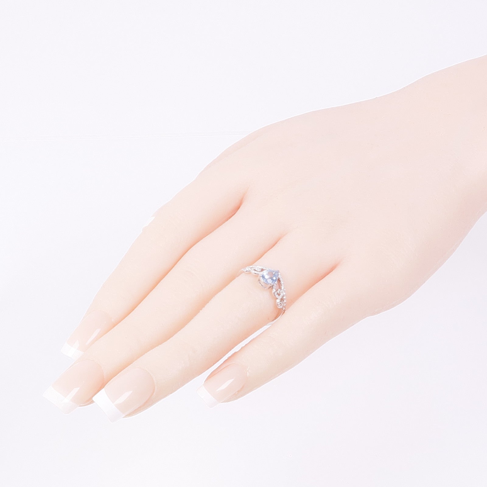 JEWELRY 【激減優惠】18K白金Aquaｍarine Diamond Ring藍晶/鑽石戒指US#6.5