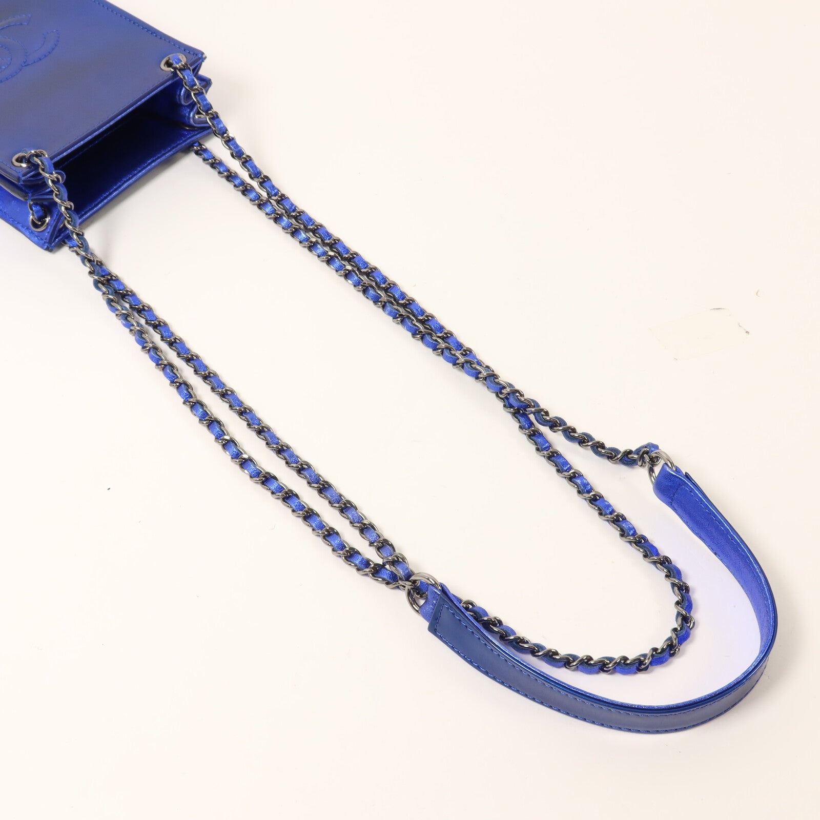 CHANEL 漆皮皮革Phone Holder鏈帶肩背袋