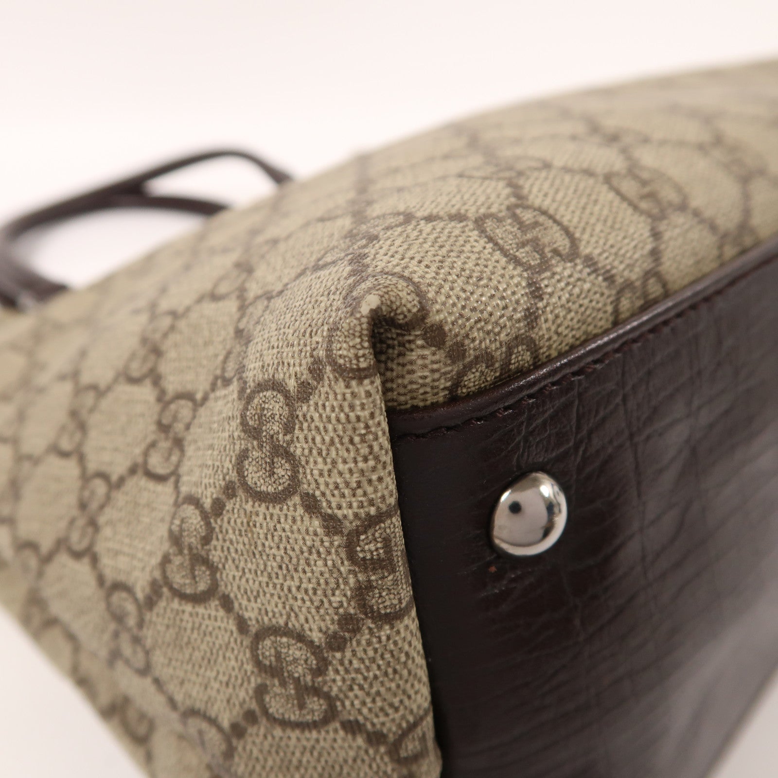 GUCCI 塗層帆布Shoulder Bag銀扣肩背袋