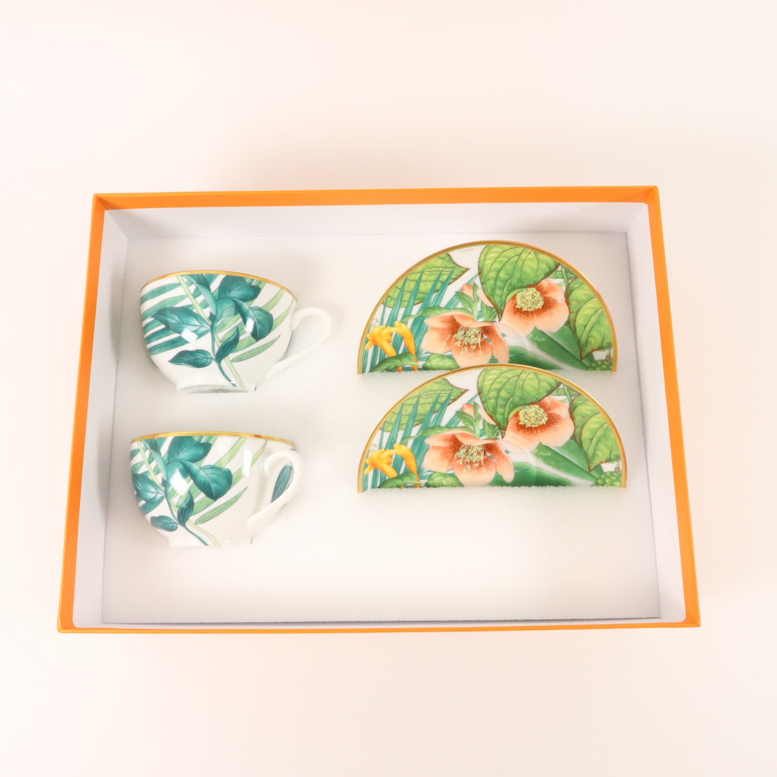 HERMES 瓷器Passifolia Teacup and Saucer茶杯和茶碟