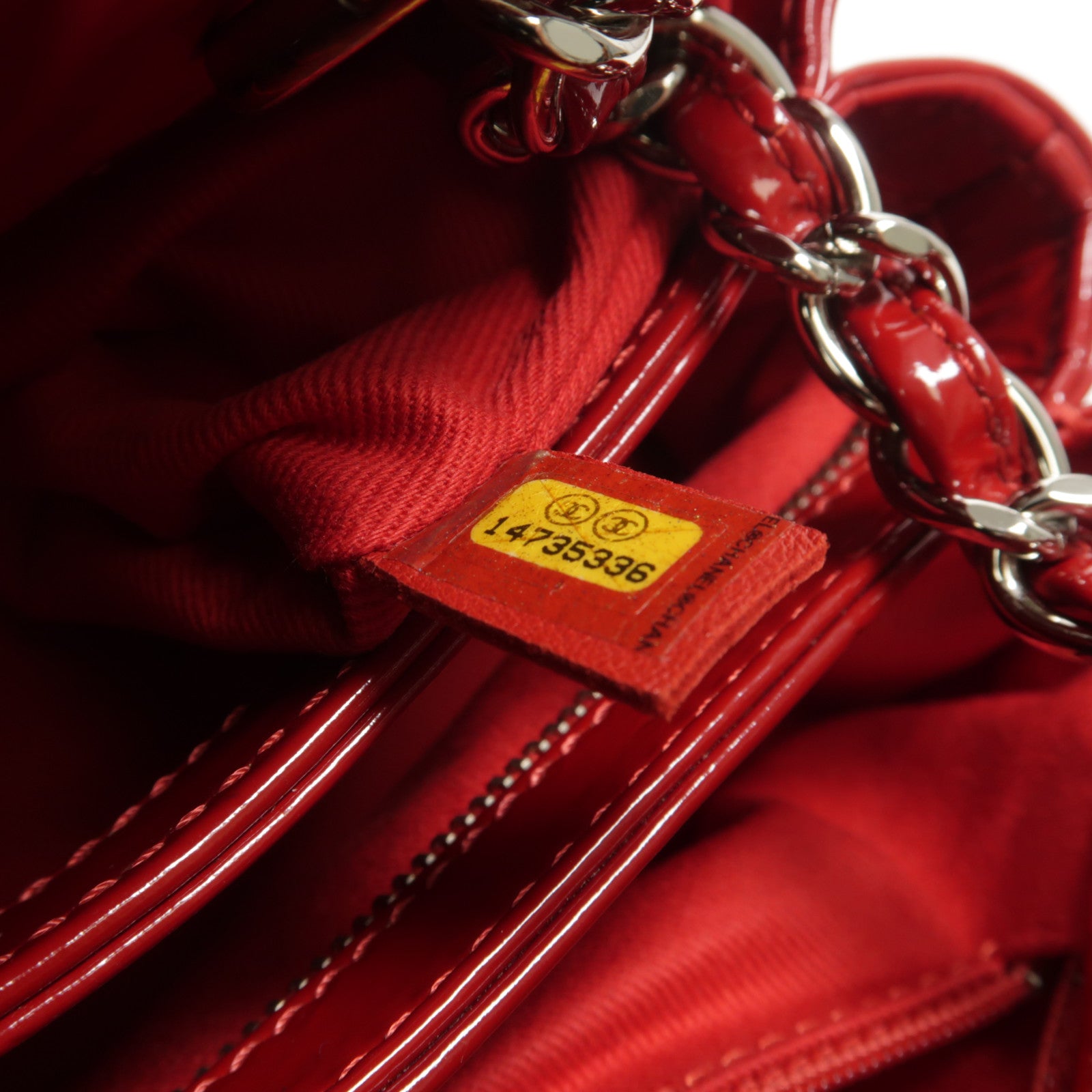 CHANEL 漆皮皮革Shoulder Bag鏈帶肩背袋