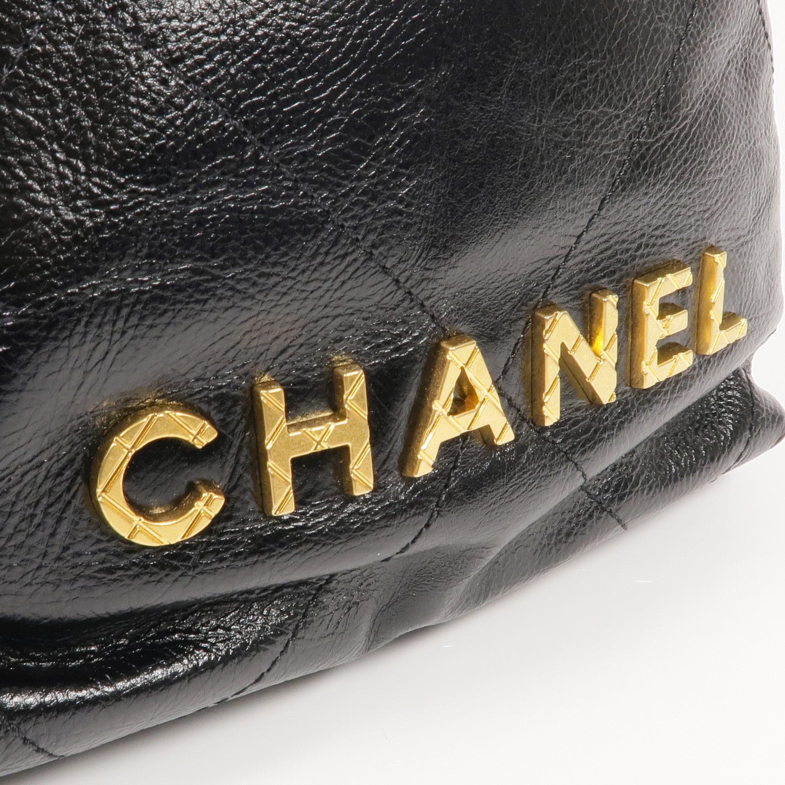 CHANEL 牛皮皮革Chanel 22 Mini金扣手挽肩背兩用袋