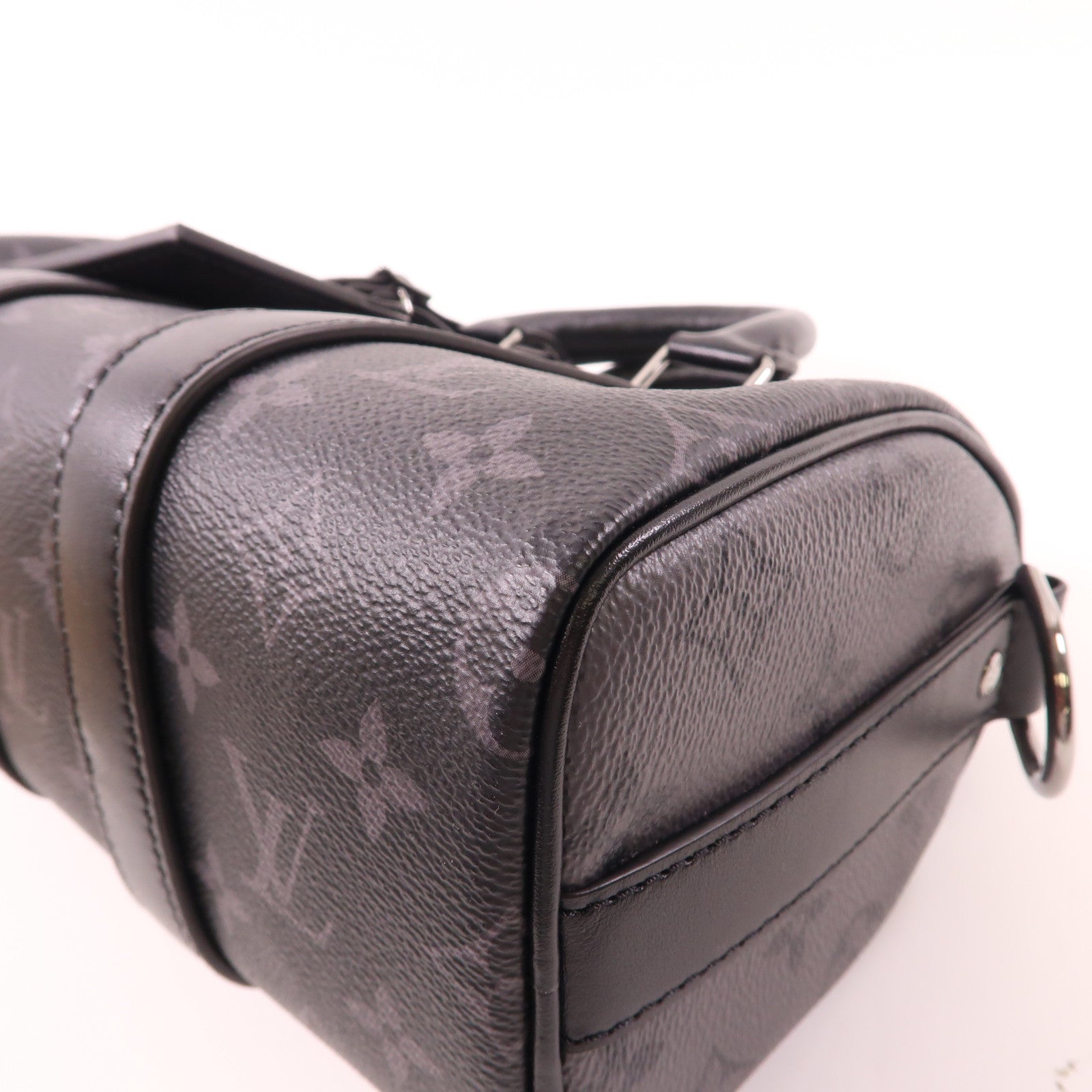 LOUIS VUITTON Monogram Eclipse Keepall Bandouliere 25銀扣手挽肩背兩用袋
