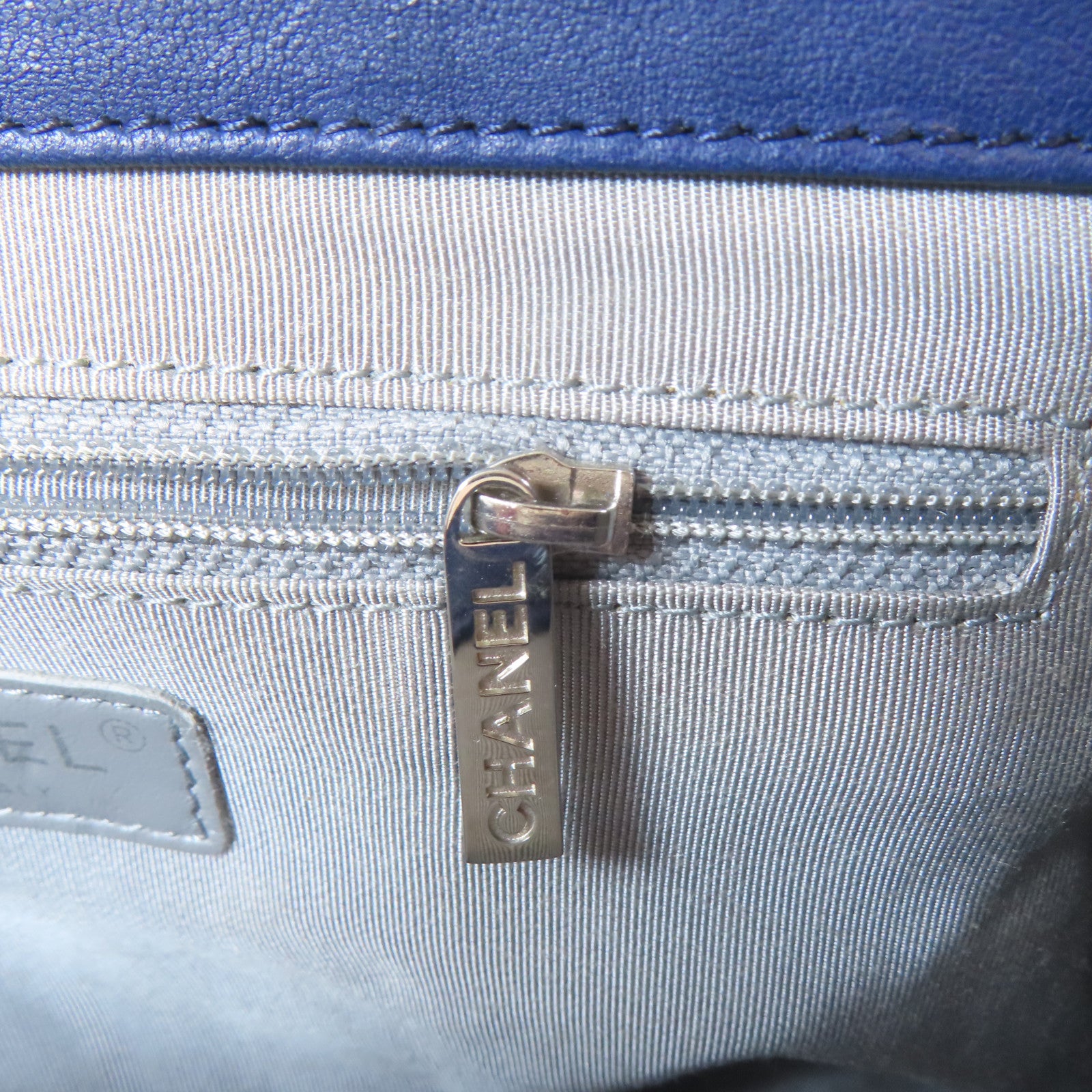 CHANEL 菱格牛皮皮革Chain Shoulder銀扣鏈帶肩背袋藍色