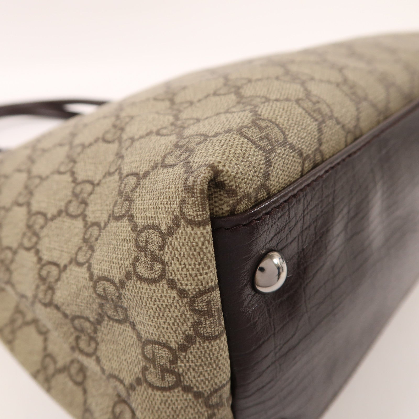 GUCCI 塗層帆布Shoulder Bag銀扣肩背袋