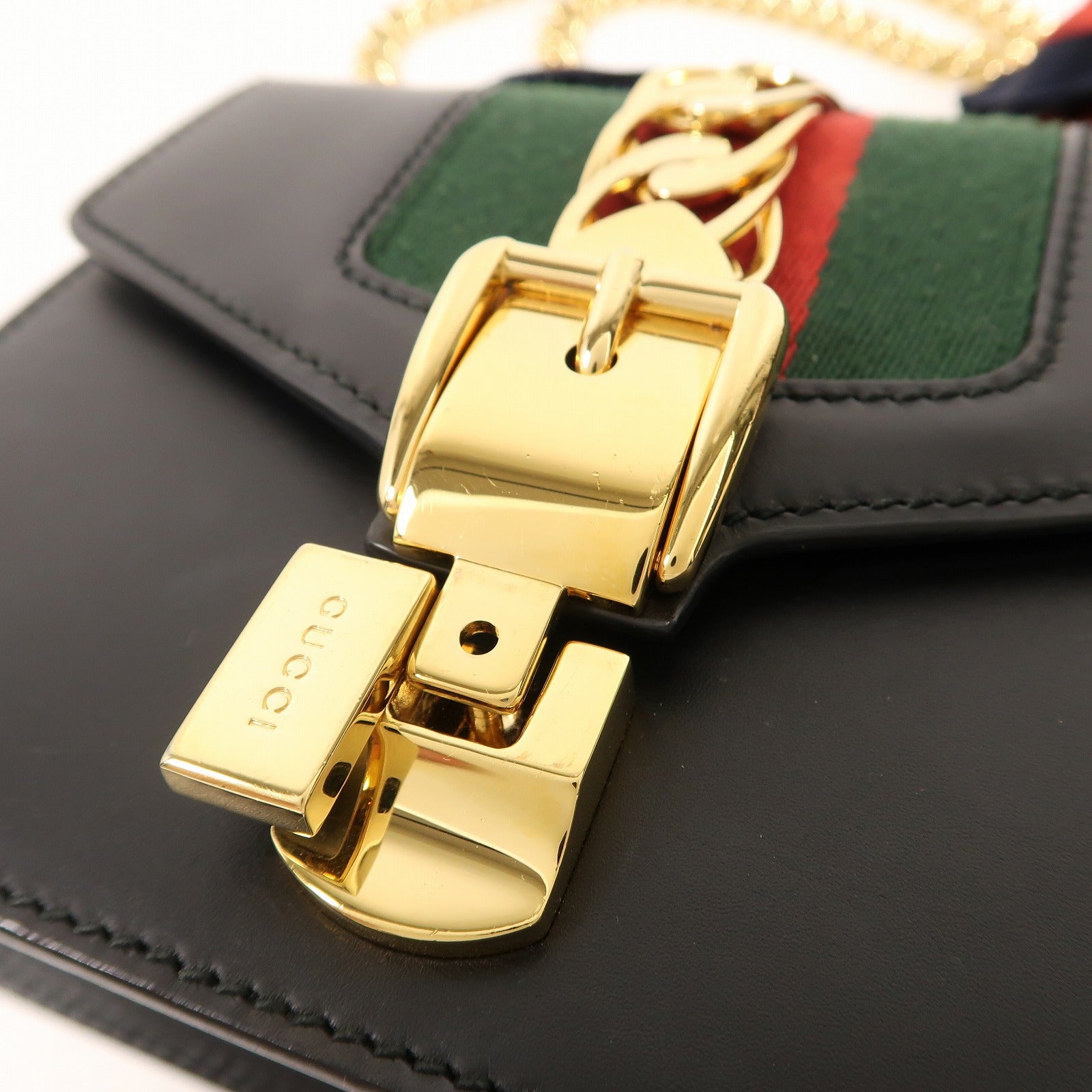 GUCCI 牛皮皮革Sylvie Mini金扣鏈帶肩背袋