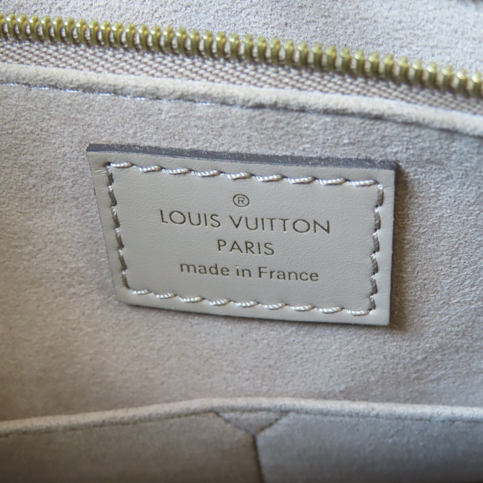 LOUIS VUITTON Monogram Empreinte OnTheGo MM金扣手挽肩背兩用袋米色