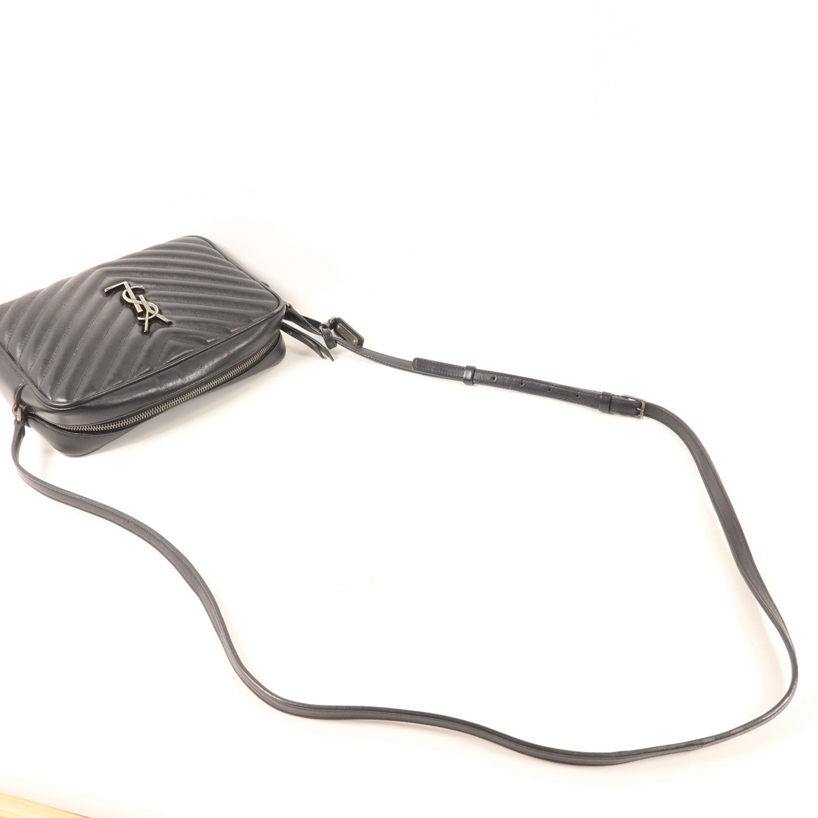 SAINT LAURENT 牛皮皮革LOU肩背袋