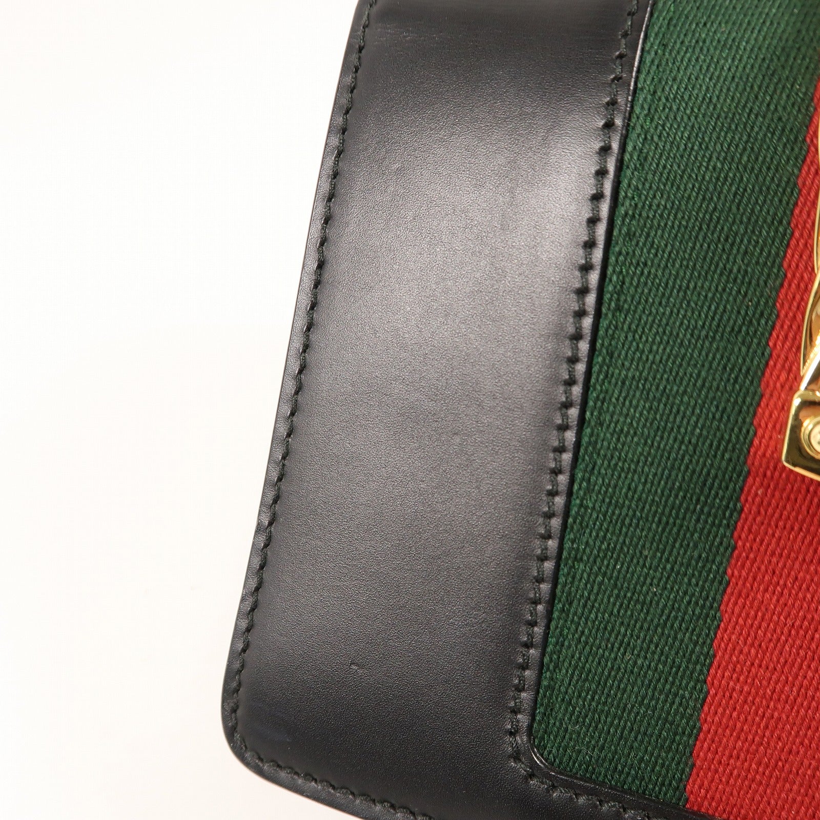 GUCCI 牛皮皮革Sylvie Mini金扣鏈帶肩背袋