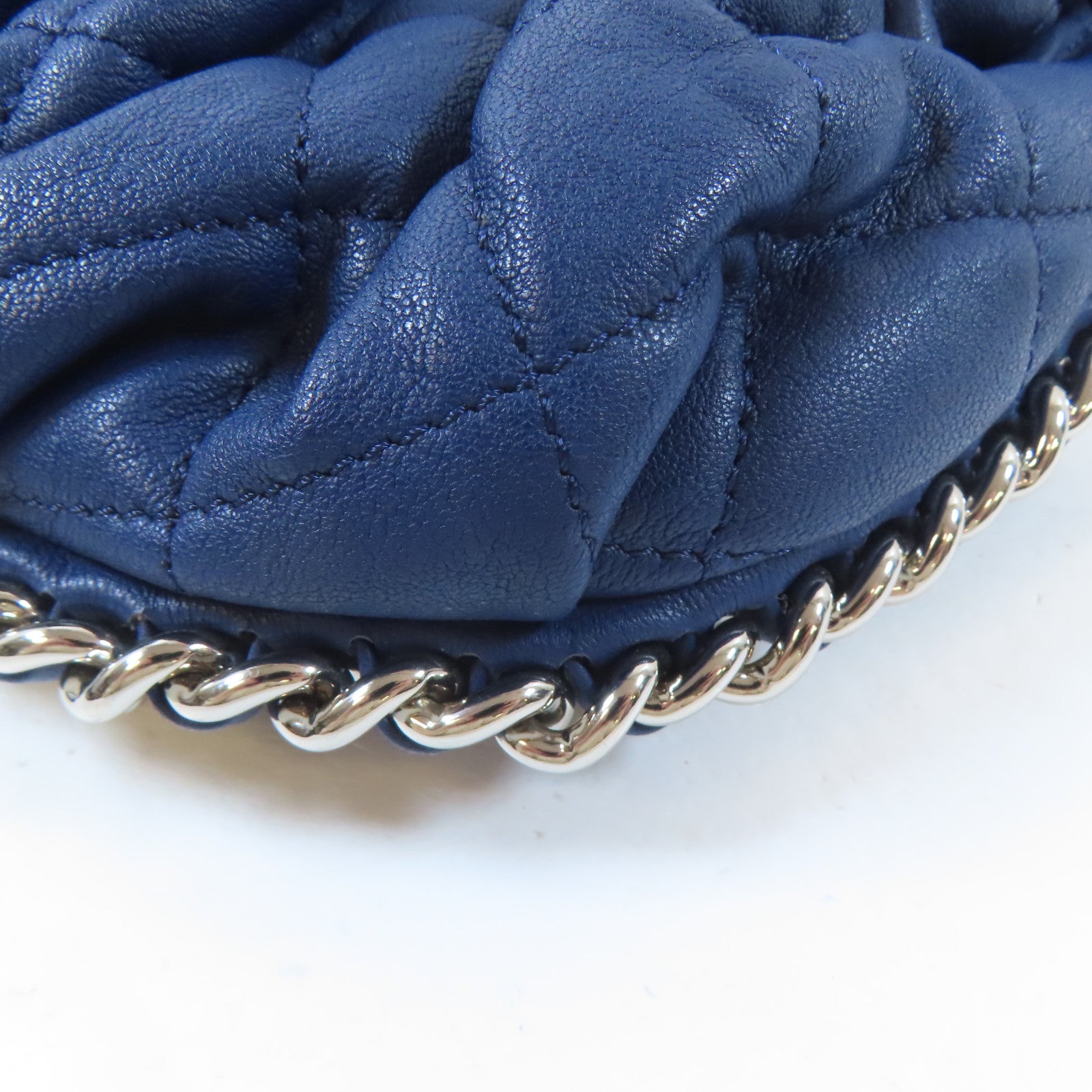 CHANEL 菱格牛皮皮革Chain Shoulder銀扣鏈帶肩背袋藍色