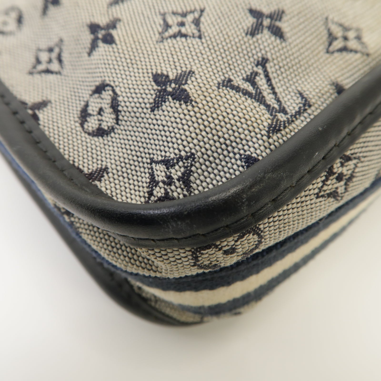 LOUIS VUITTON 【激減優惠】Monogram Mini帆布Pochette金扣肩背袋藍色