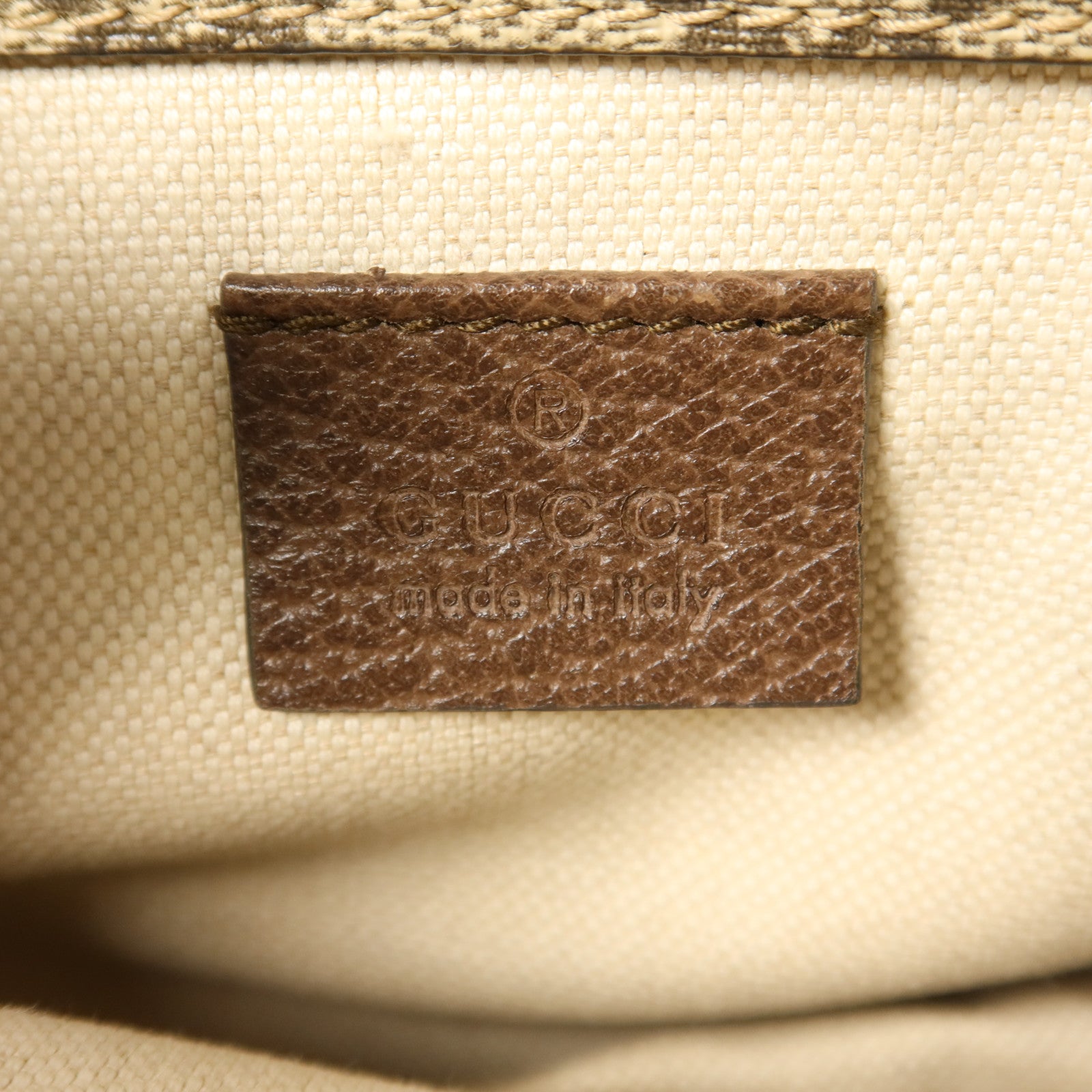 GUCCI 塗層帆布Neo Small GG Supreme金扣肩背袋
