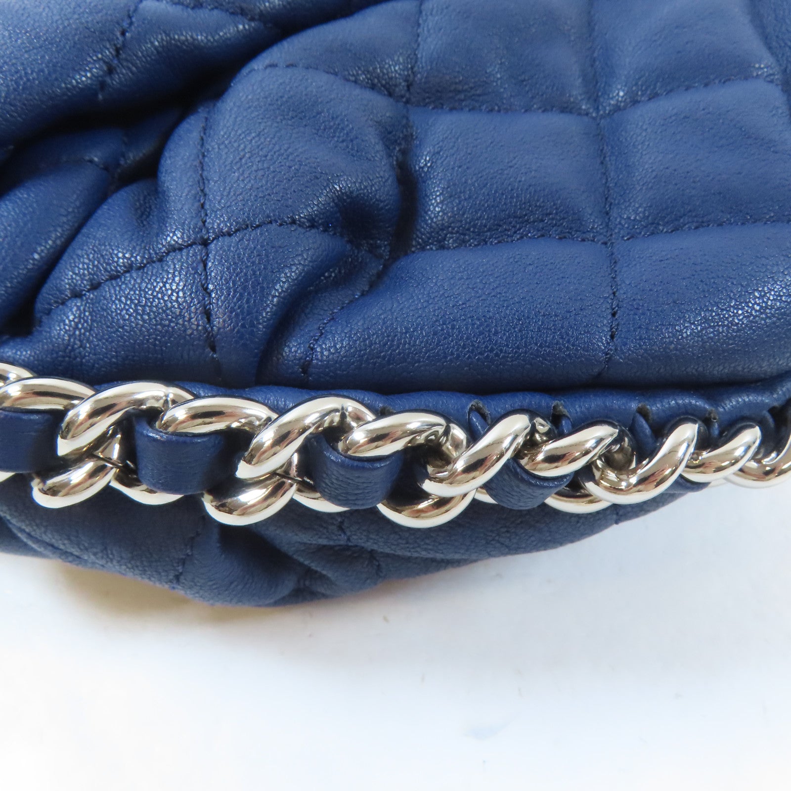 CHANEL 菱格牛皮皮革Chain Shoulder銀扣鏈帶肩背袋藍色