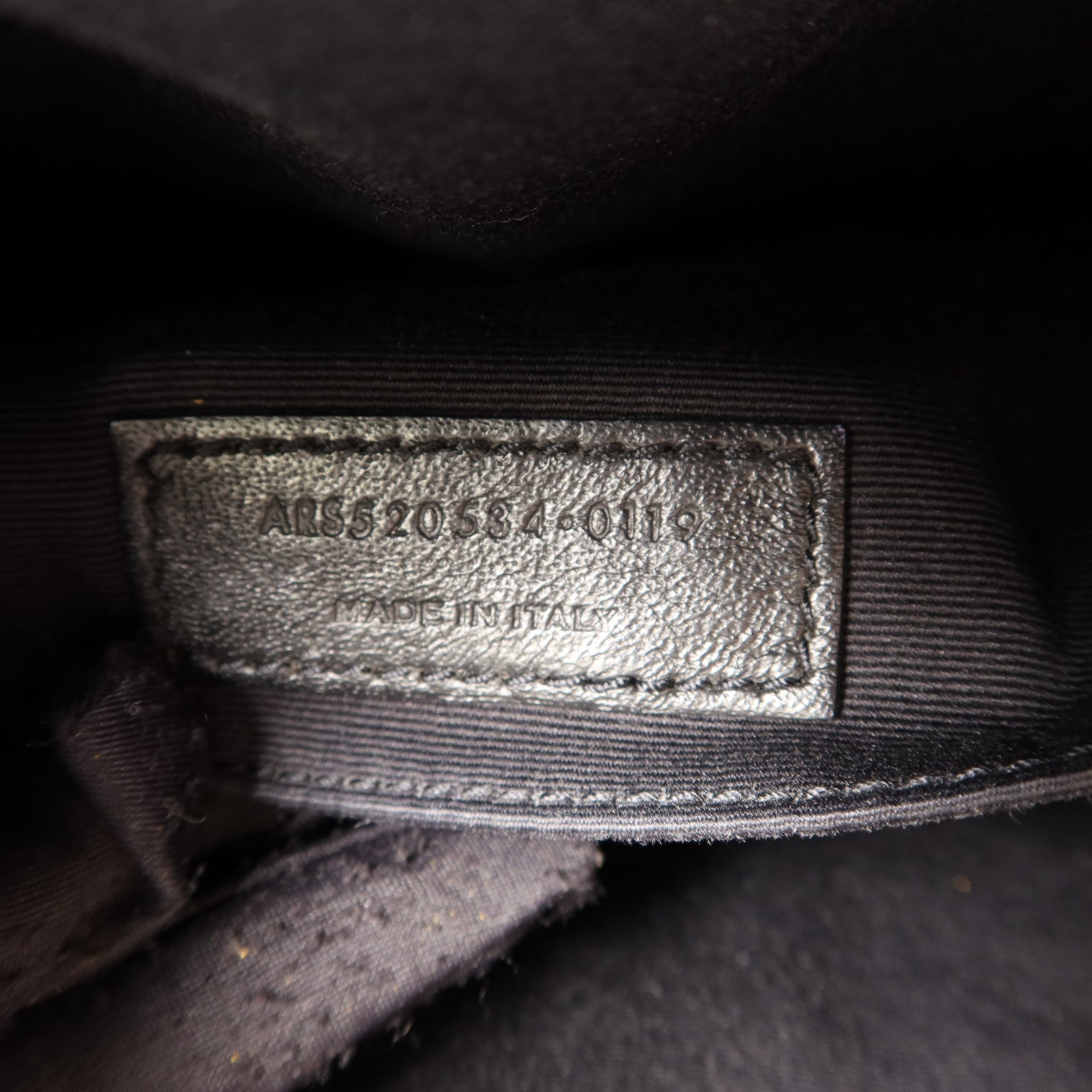 SAINT LAURENT 牛皮皮革LOU肩背袋