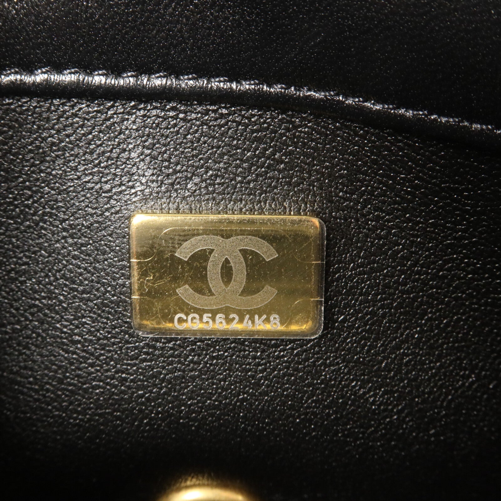 CHANEL 牛皮皮革Heart Chain Adjustable鏈帶肩背袋