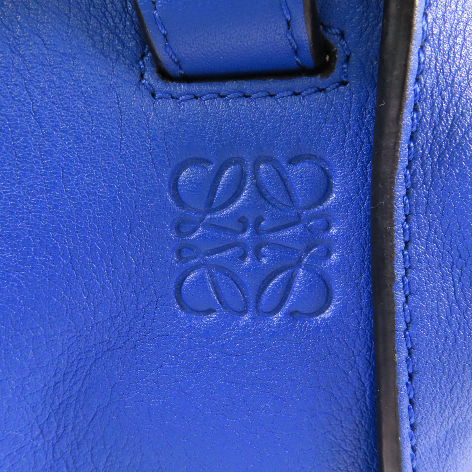 LOEWE 【激減優惠】牛皮皮革Hammock銀扣肩背袋