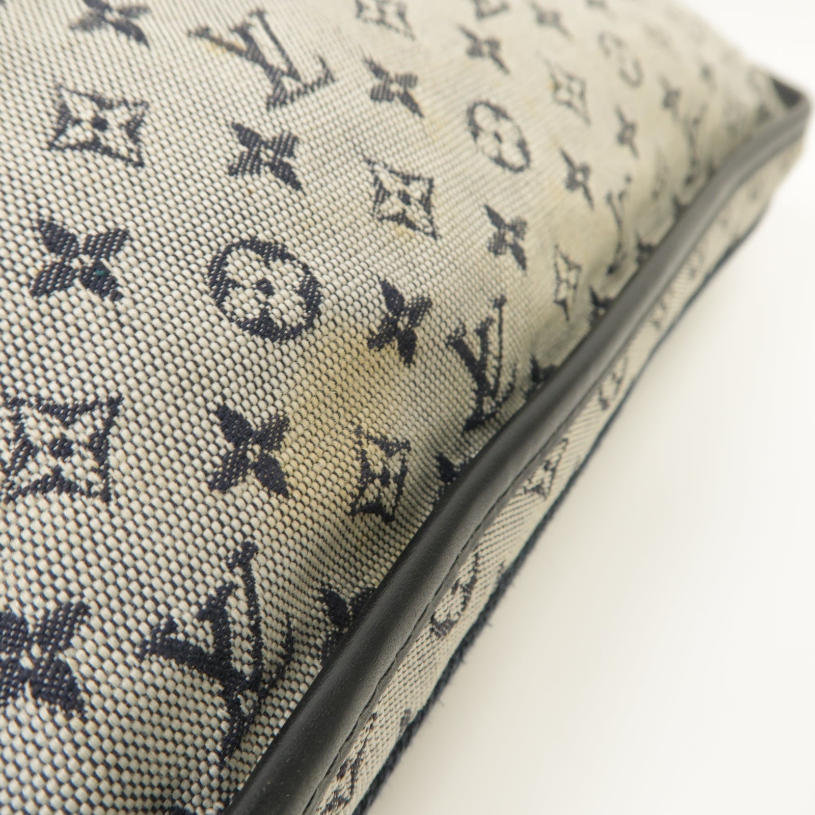 LOUIS VUITTON 【激減優惠】Monogram Mini帆布Pochette金扣肩背袋藍色