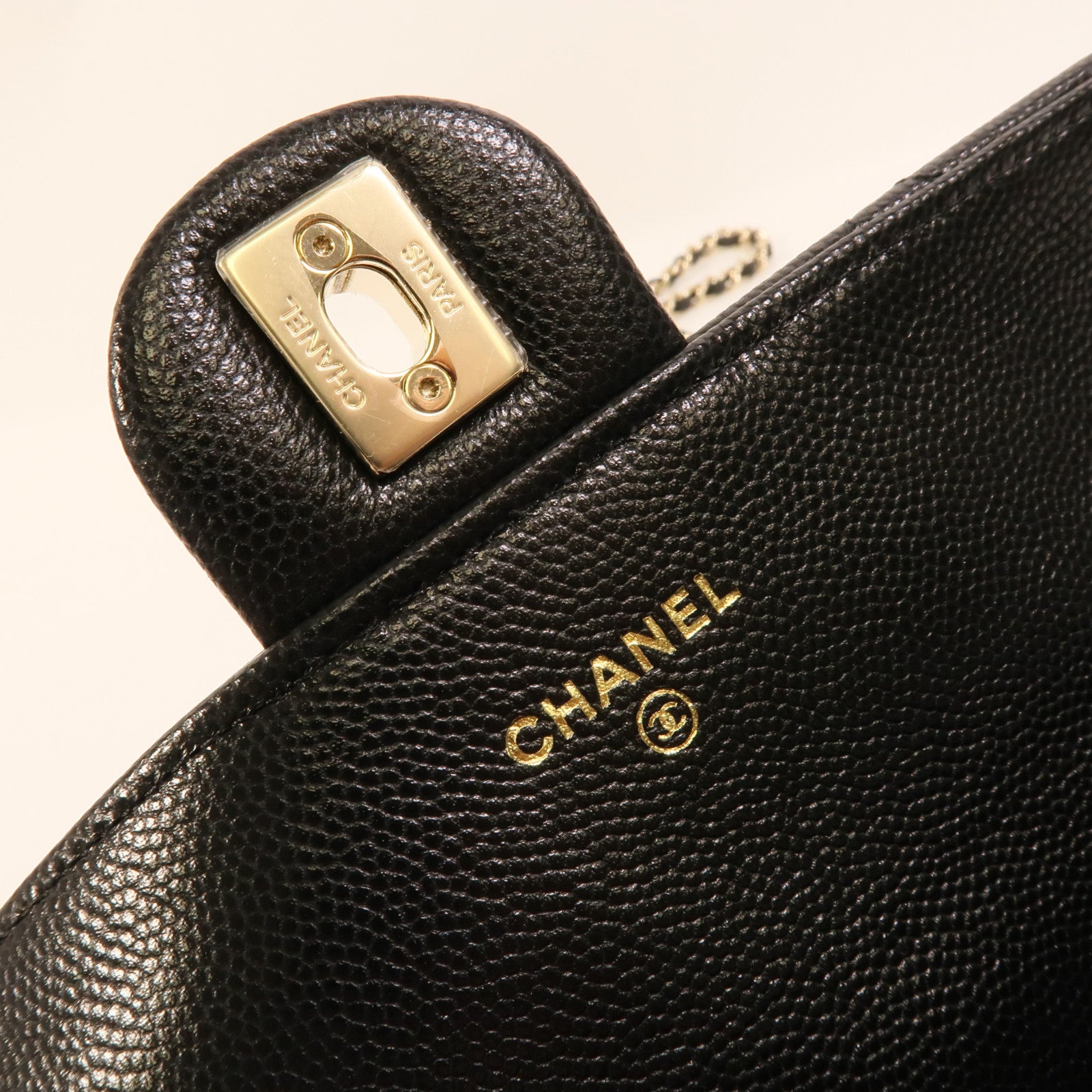 CHANEL 牛皮皮革Mini Flap肩背袋