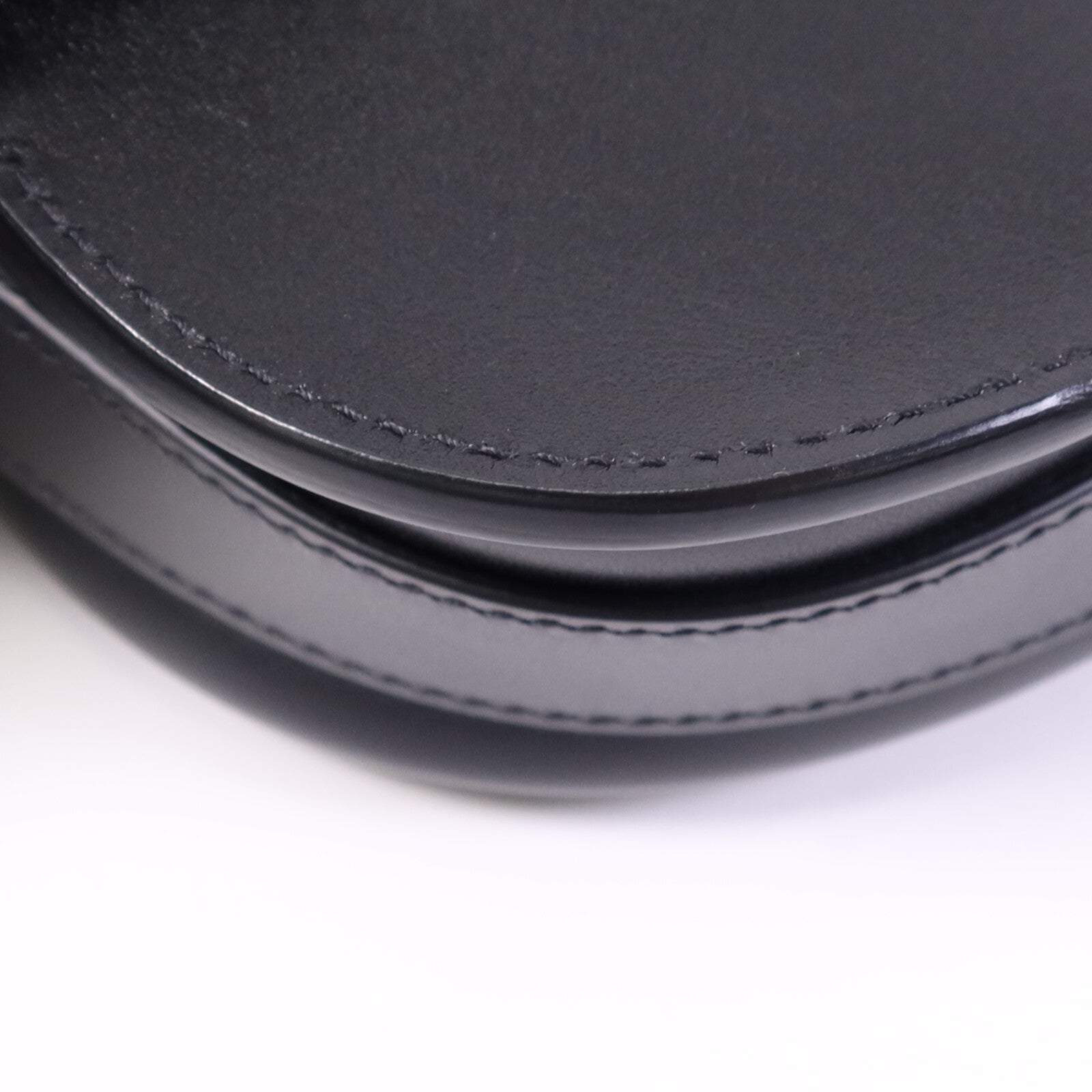 Dior 牛皮皮革Bobby East West金扣肩背袋