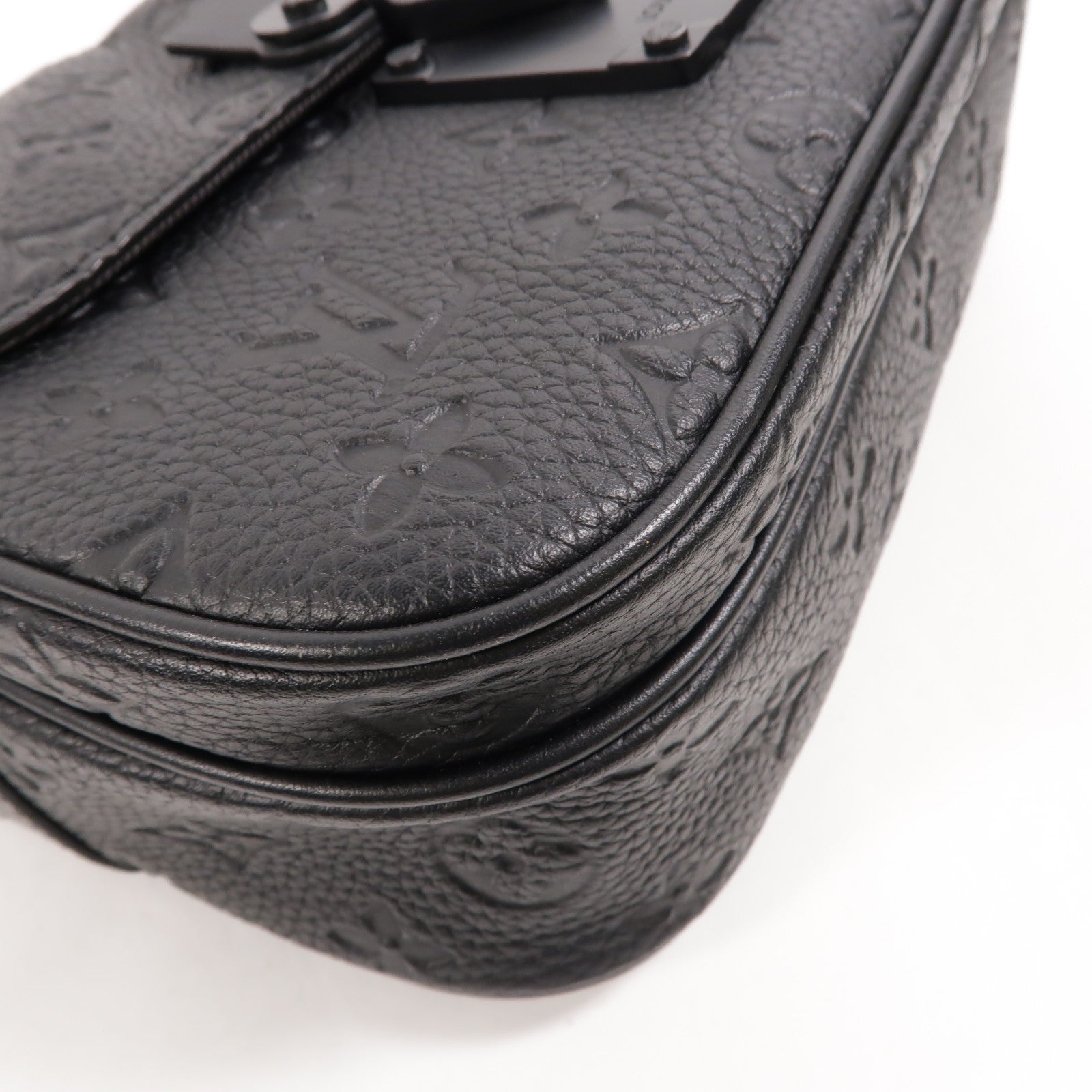 LOUIS VUITTON Monogram Taurillon S Lock肩背袋
