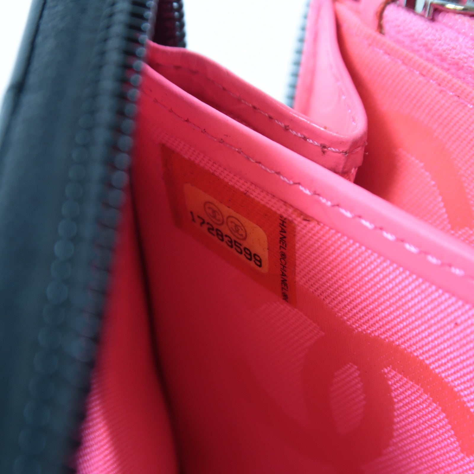 CHANEL 【激減優惠】菱格羊皮皮革Cambon Line Zipper Long Wallet銀扣長錢包黑色