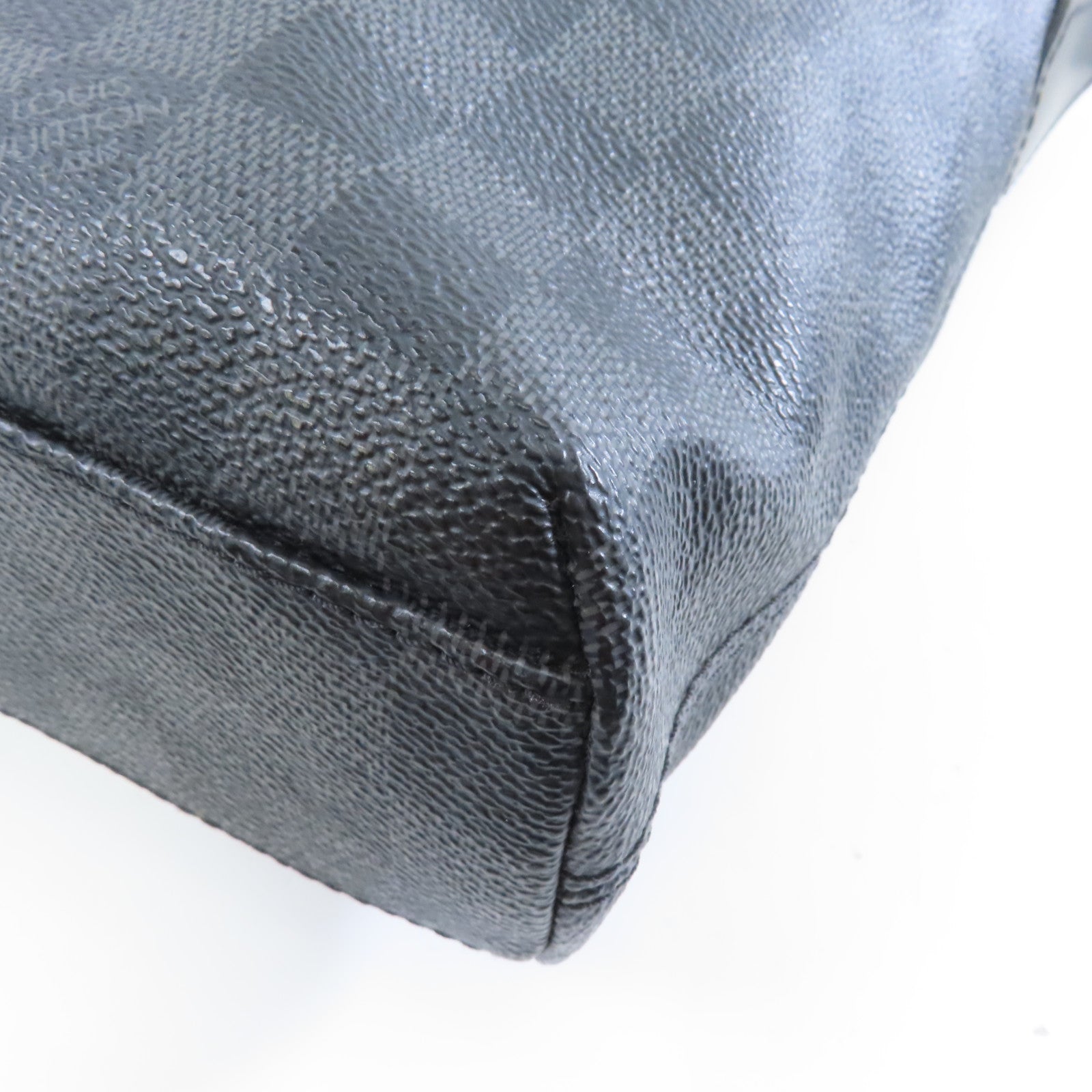 LOUIS VUITTON Damier Graphite Mick MM銀扣肩背袋黑色