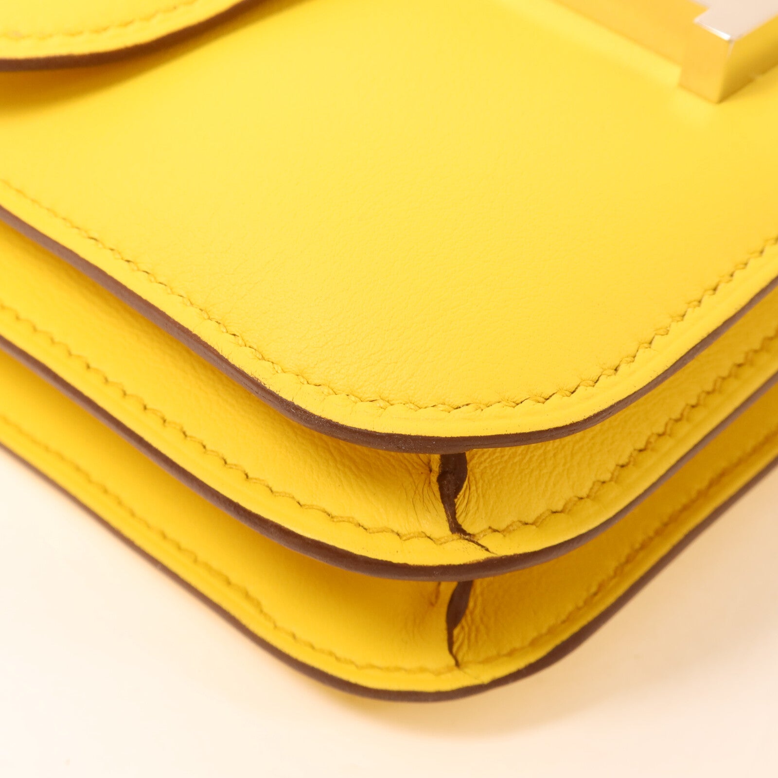 HERMES Swift皮革Constance Mini肩背袋Sun