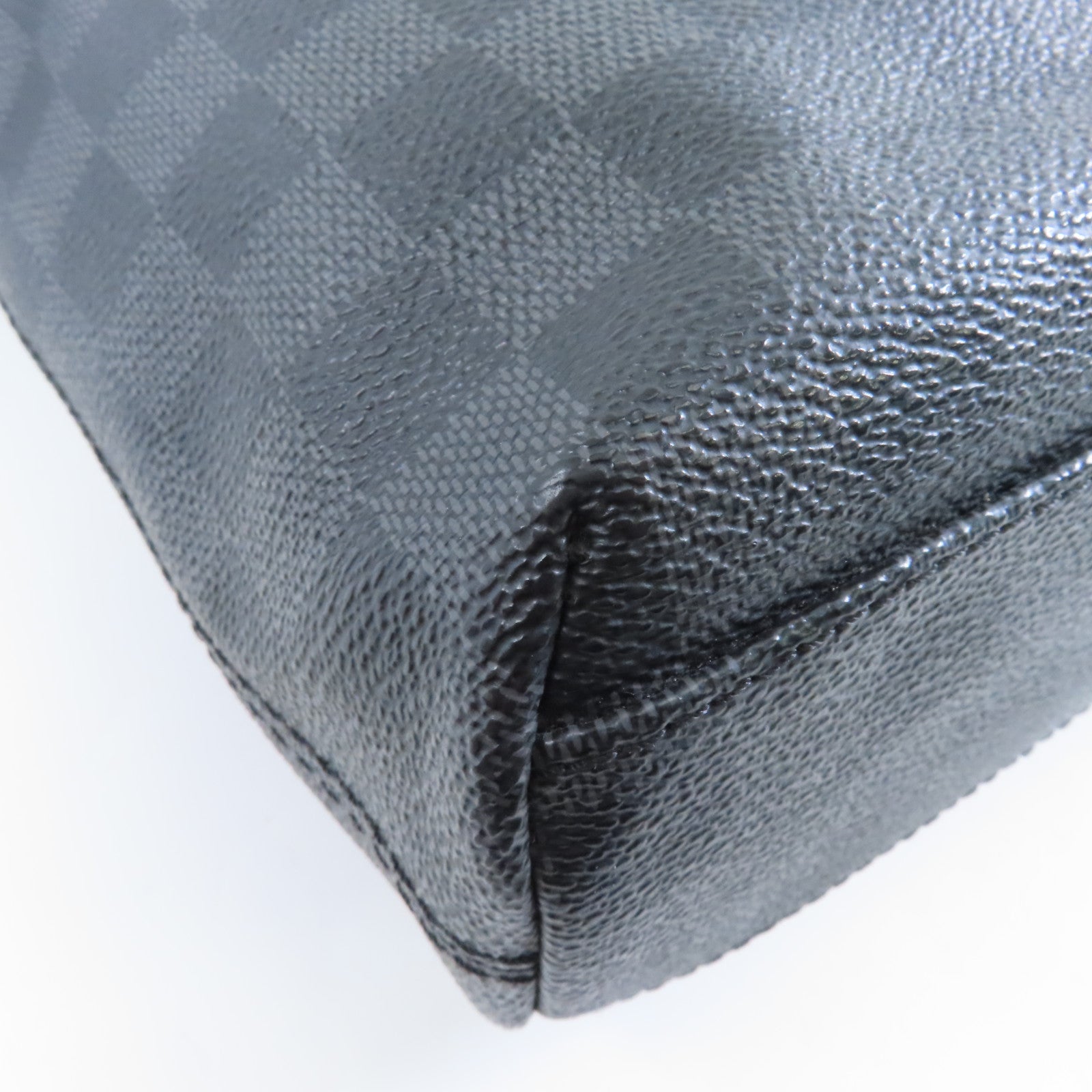 LOUIS VUITTON Damier Graphite Mick MM銀扣肩背袋黑色