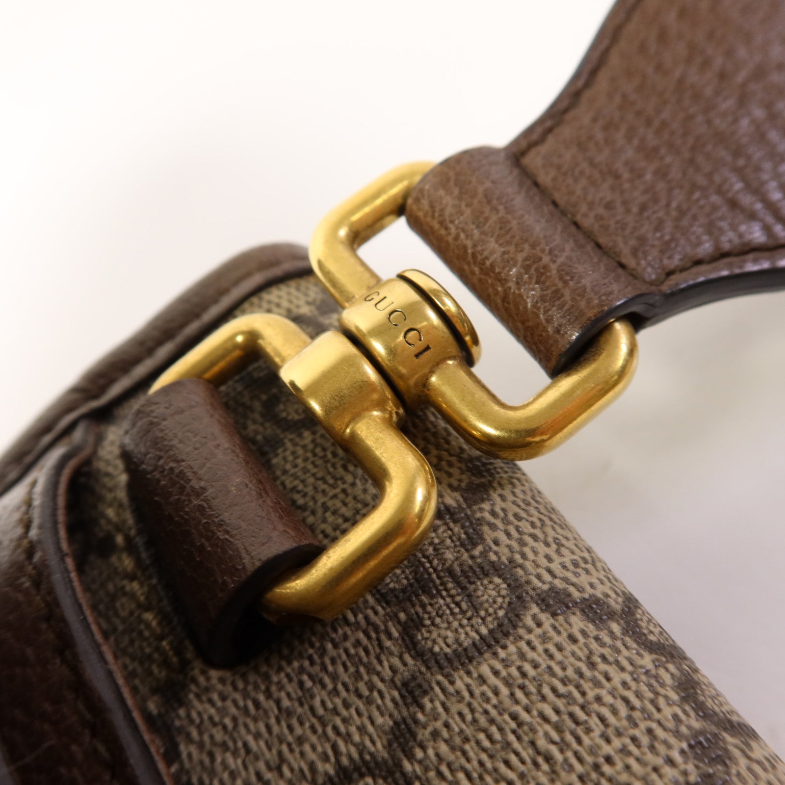 GUCCI 塗層帆布Neo Small GG Supreme金扣肩背袋