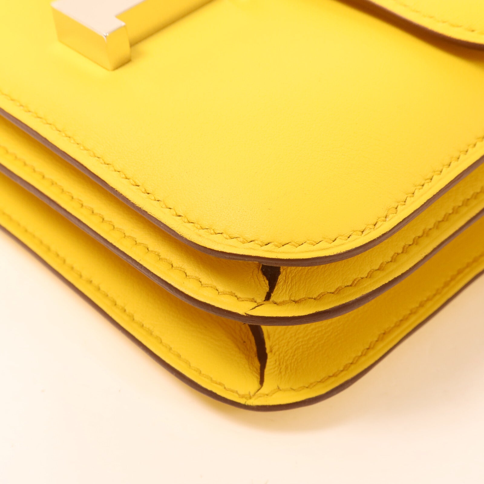 HERMES Swift皮革Constance Mini肩背袋Sun