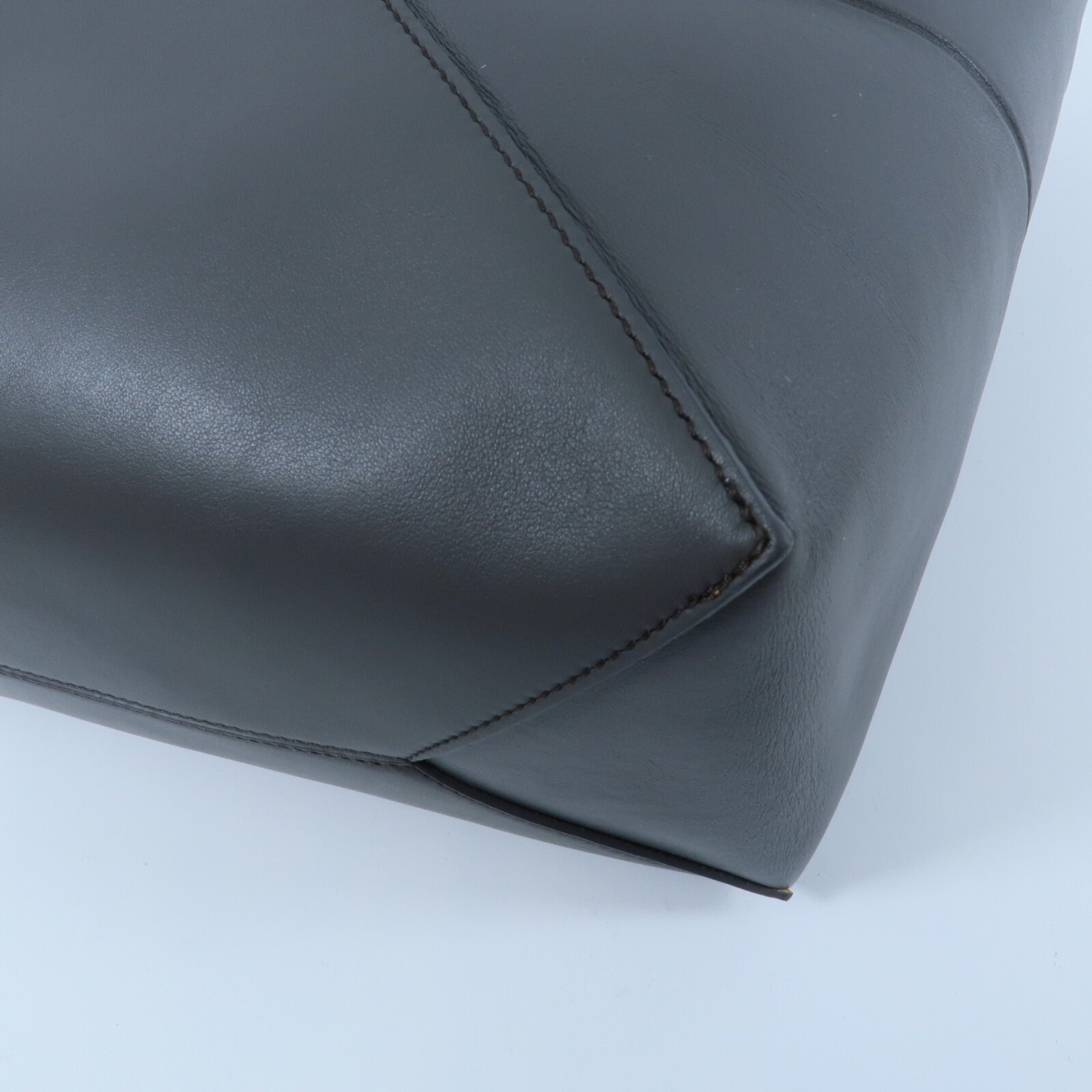 LOEWE 牛皮皮革Medium Puzzle Fold肩背袋