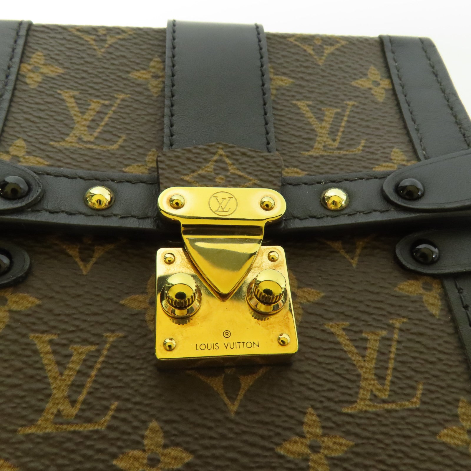 LOUIS VUITTON LV GHW Pochette Trunk Vertical Shoulder Bag Monogram M63913 Brown