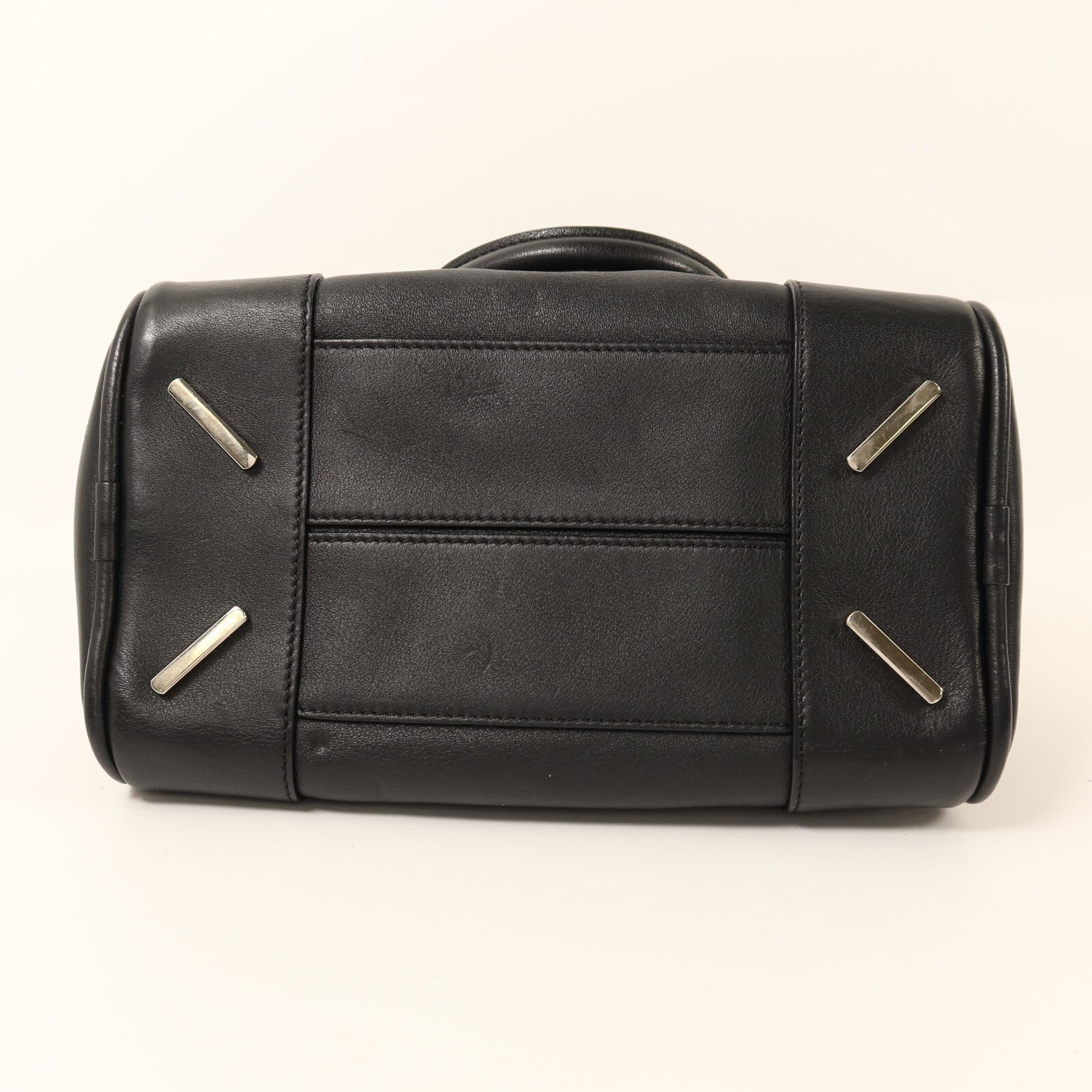 LOEWE 牛皮皮革Amazoha 75銀扣手挽肩背兩用袋