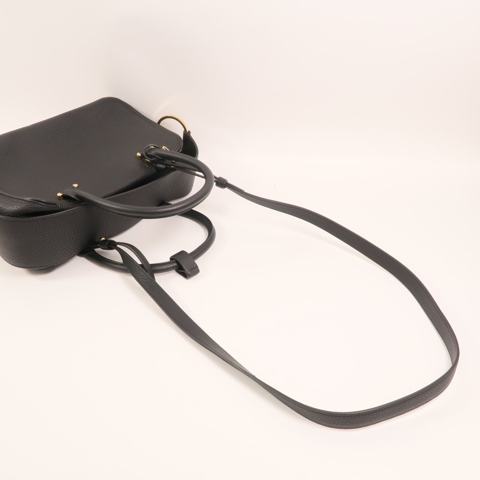 Delvaux 牛皮皮革Cool Box MM金扣手挽肩背兩用袋