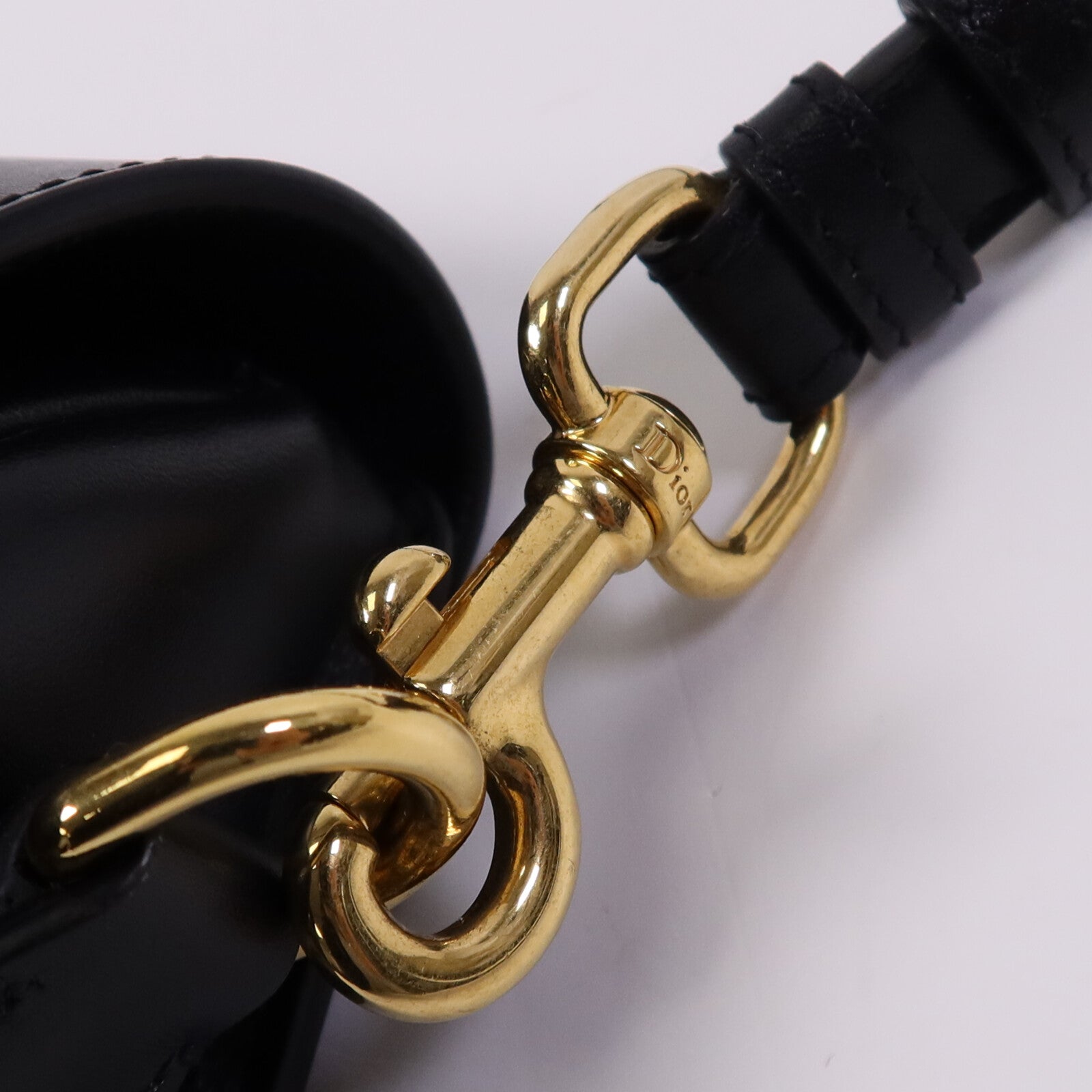 Dior 牛皮皮革Bobby East West金扣肩背袋