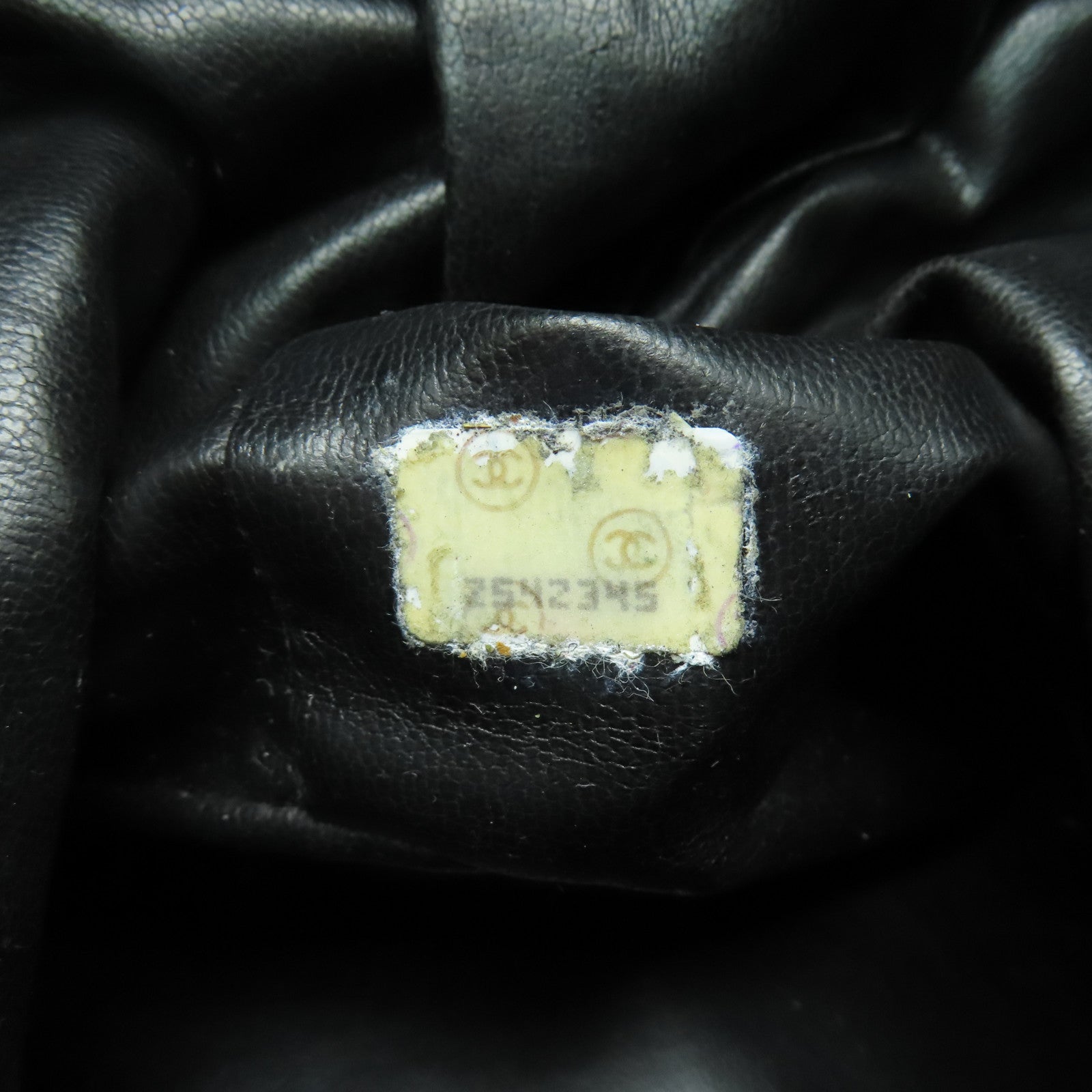 CHANEL 【激減優惠】羊皮皮革Shoulder Bag金扣肩背袋黑色
