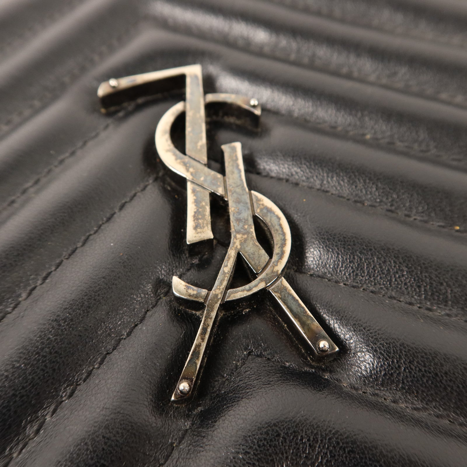 SAINT LAURENT 牛皮皮革LOU肩背袋