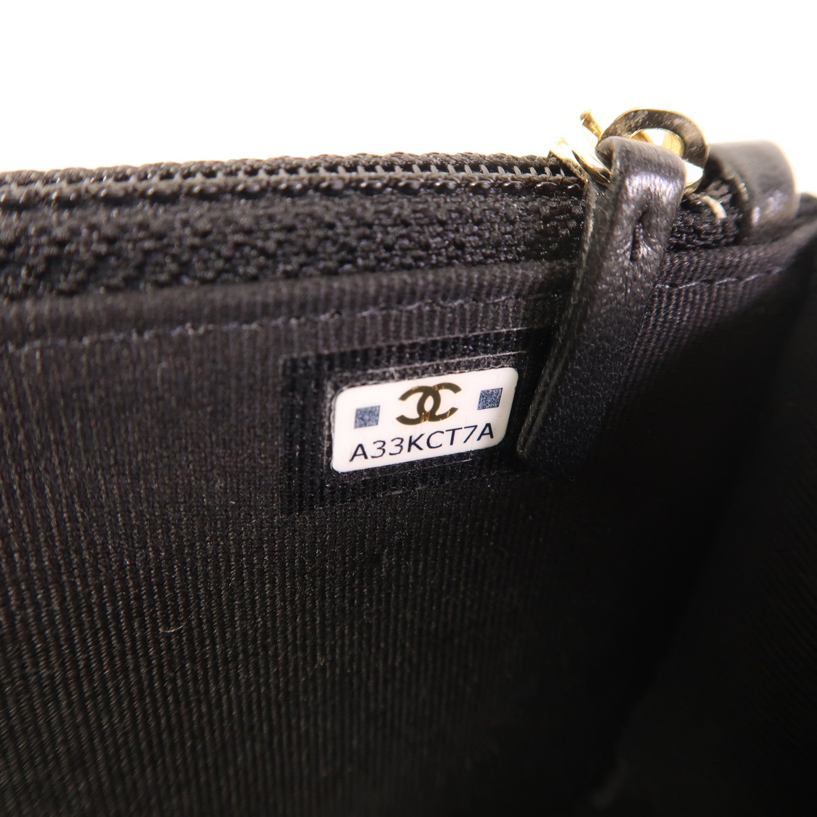 CHANEL 羊皮皮革Flap Phone Holder金扣鏈帶肩背袋