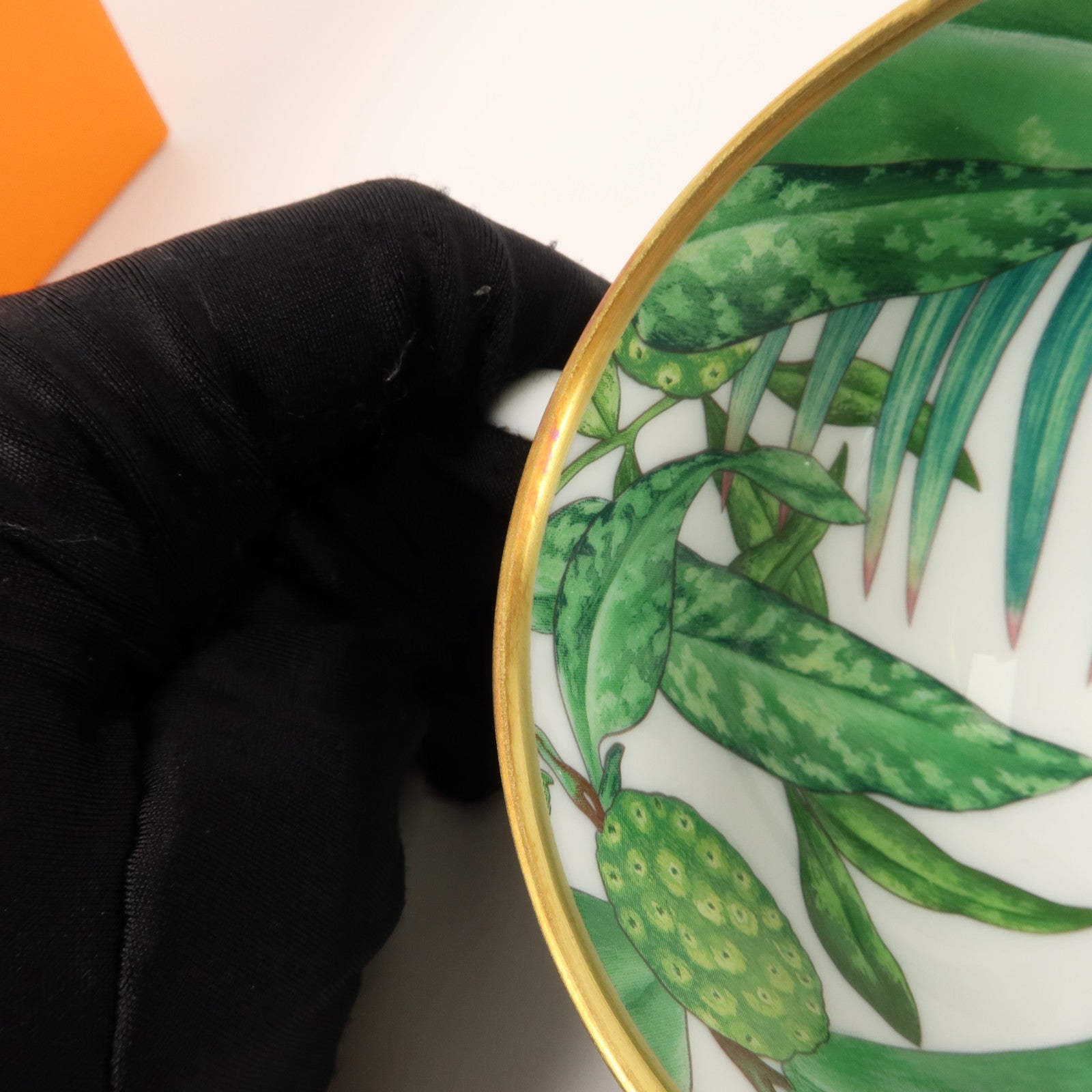 HERMES 瓷器Passifolia Teacup and Saucer茶杯和茶碟