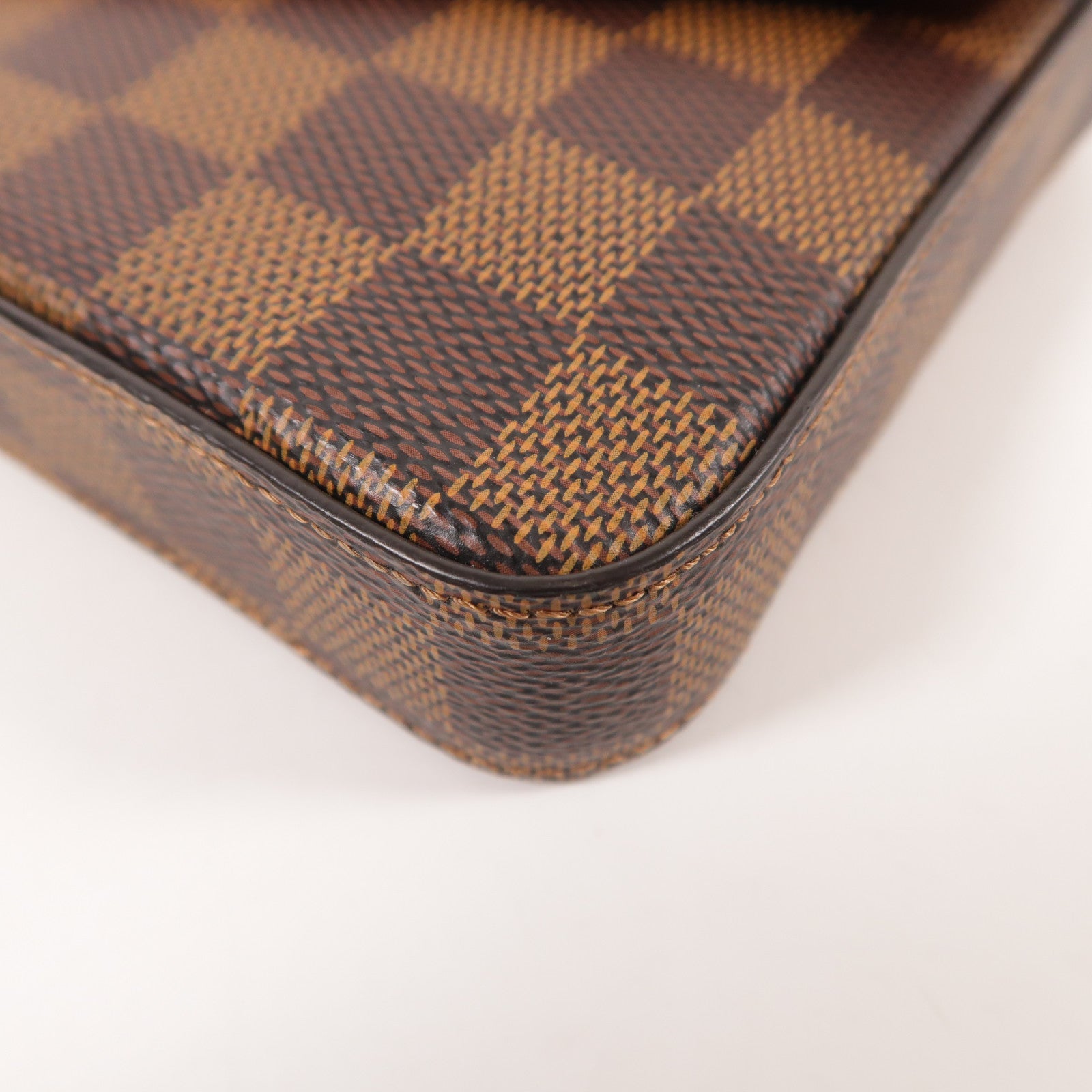 LOUIS VUITTON 【激減優惠】Damier Felicie Pochette金扣鏈帶肩背袋
