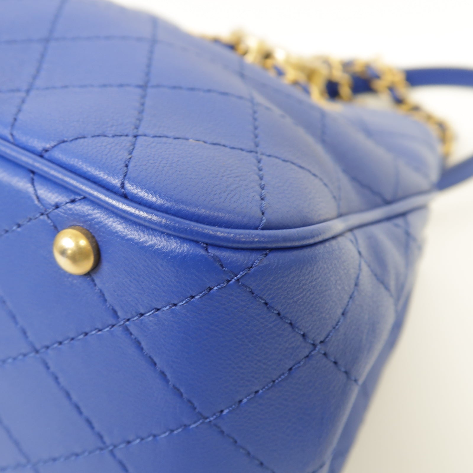 CHANEL 【激減優惠】菱格牛皮皮革Egyptian Amulet金扣鏈帶肩背袋