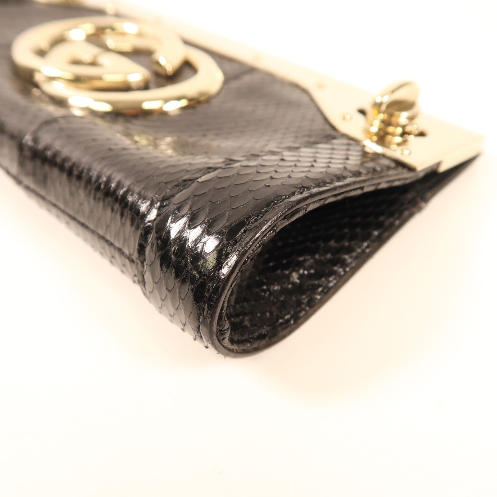 GUCCI 蛇皮皮革Clutch銀扣手拿包