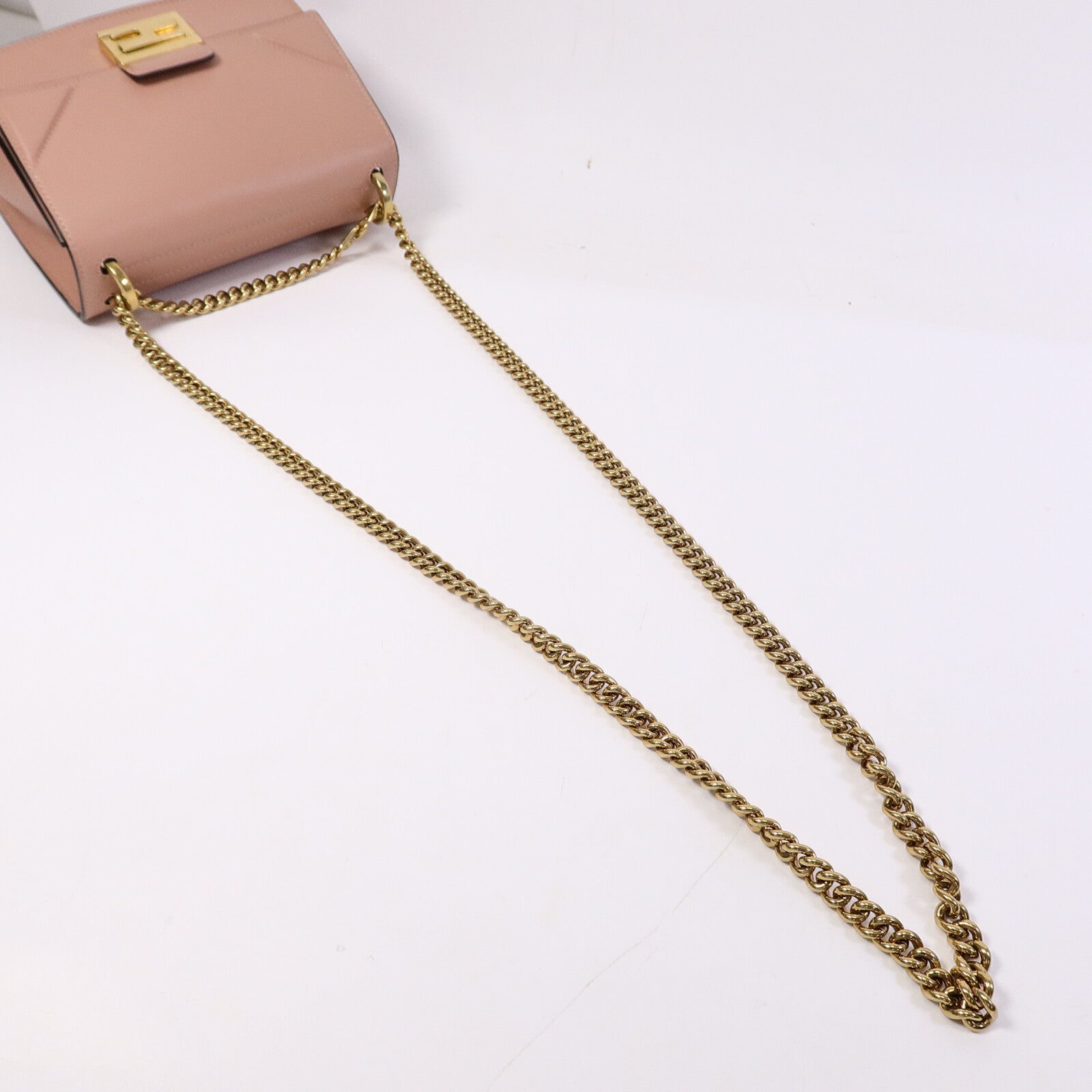 FENDI 羊皮皮革Kan U Shoulder Bag鏈帶肩背袋