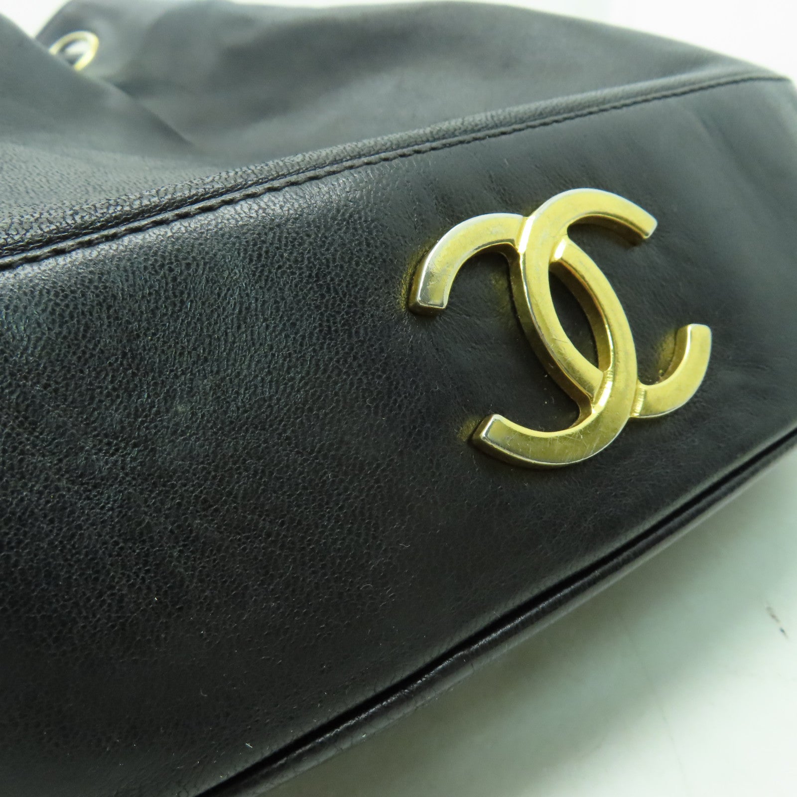 CHANEL 【激減優惠】羊皮皮革Shoulder Bag金扣肩背袋黑色